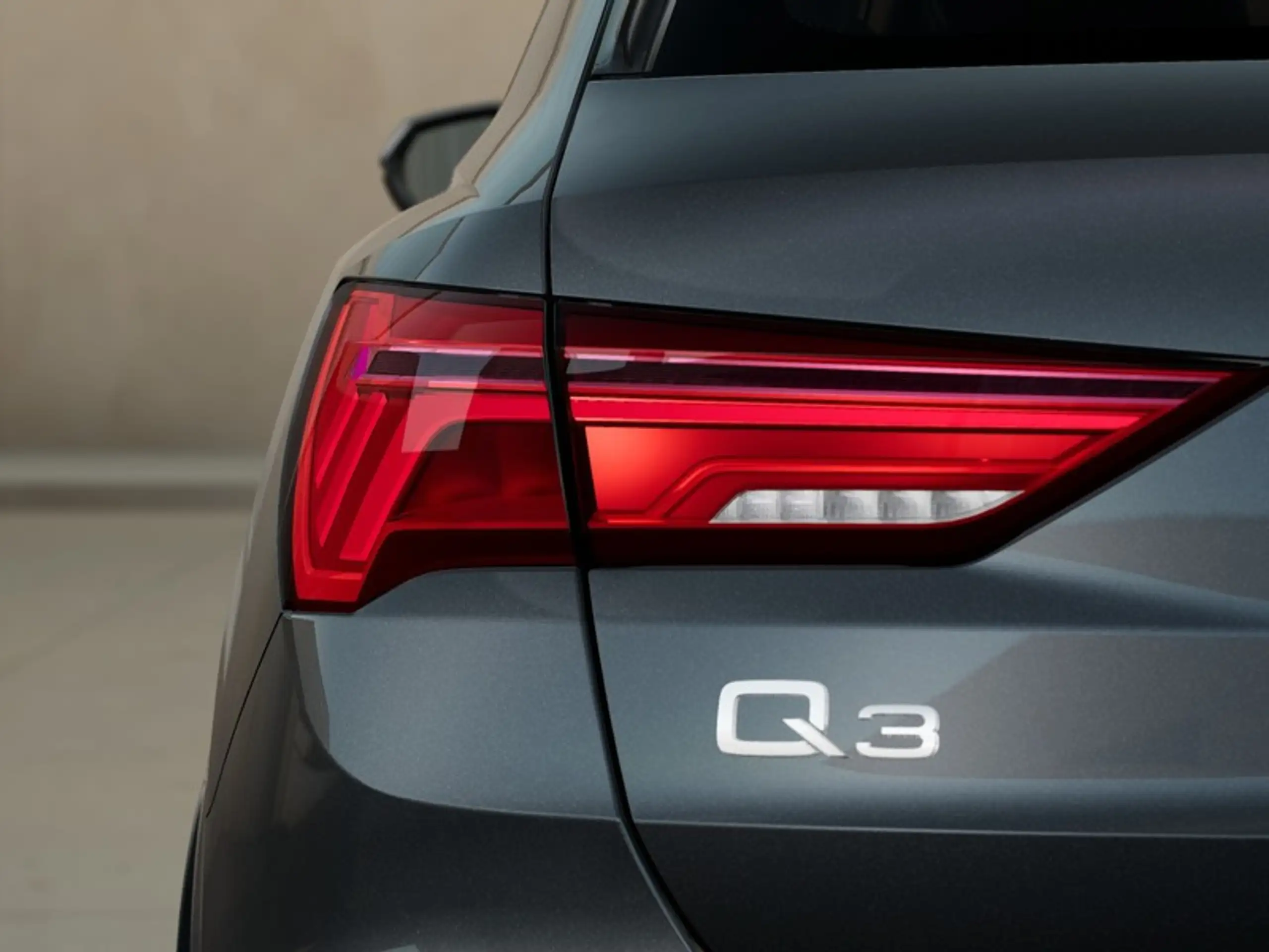 Audi - Q3