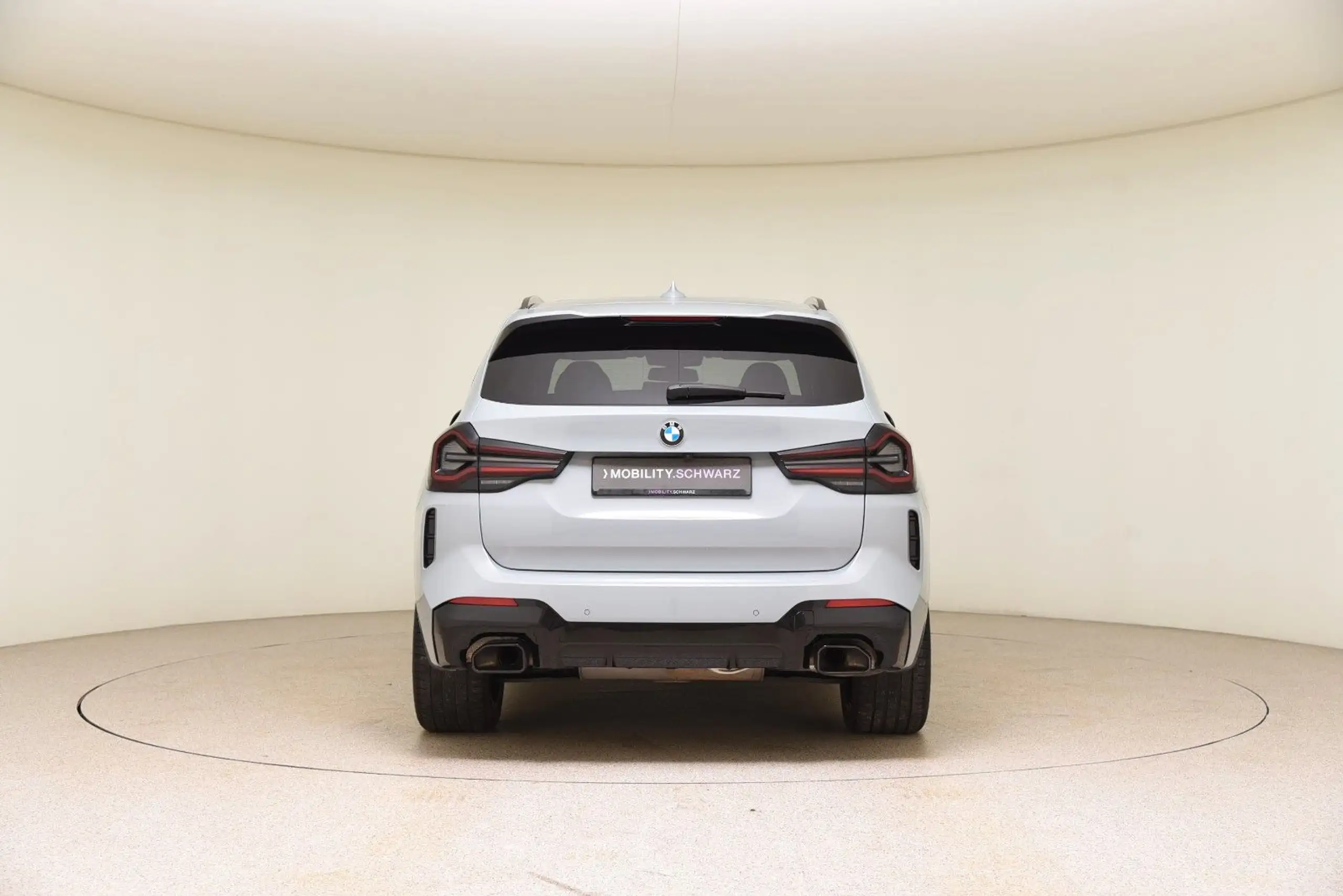 BMW - X3