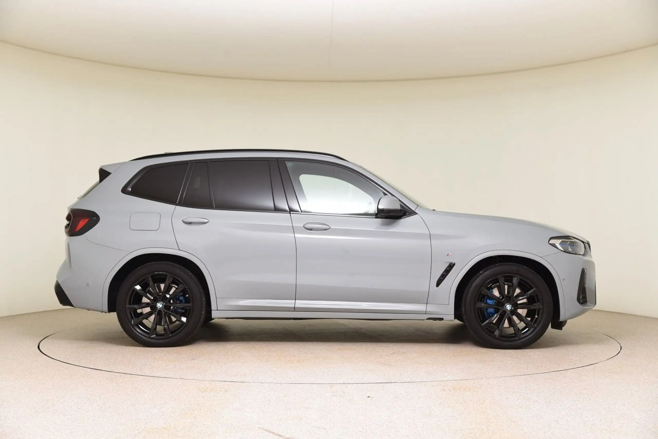 BMW - X3