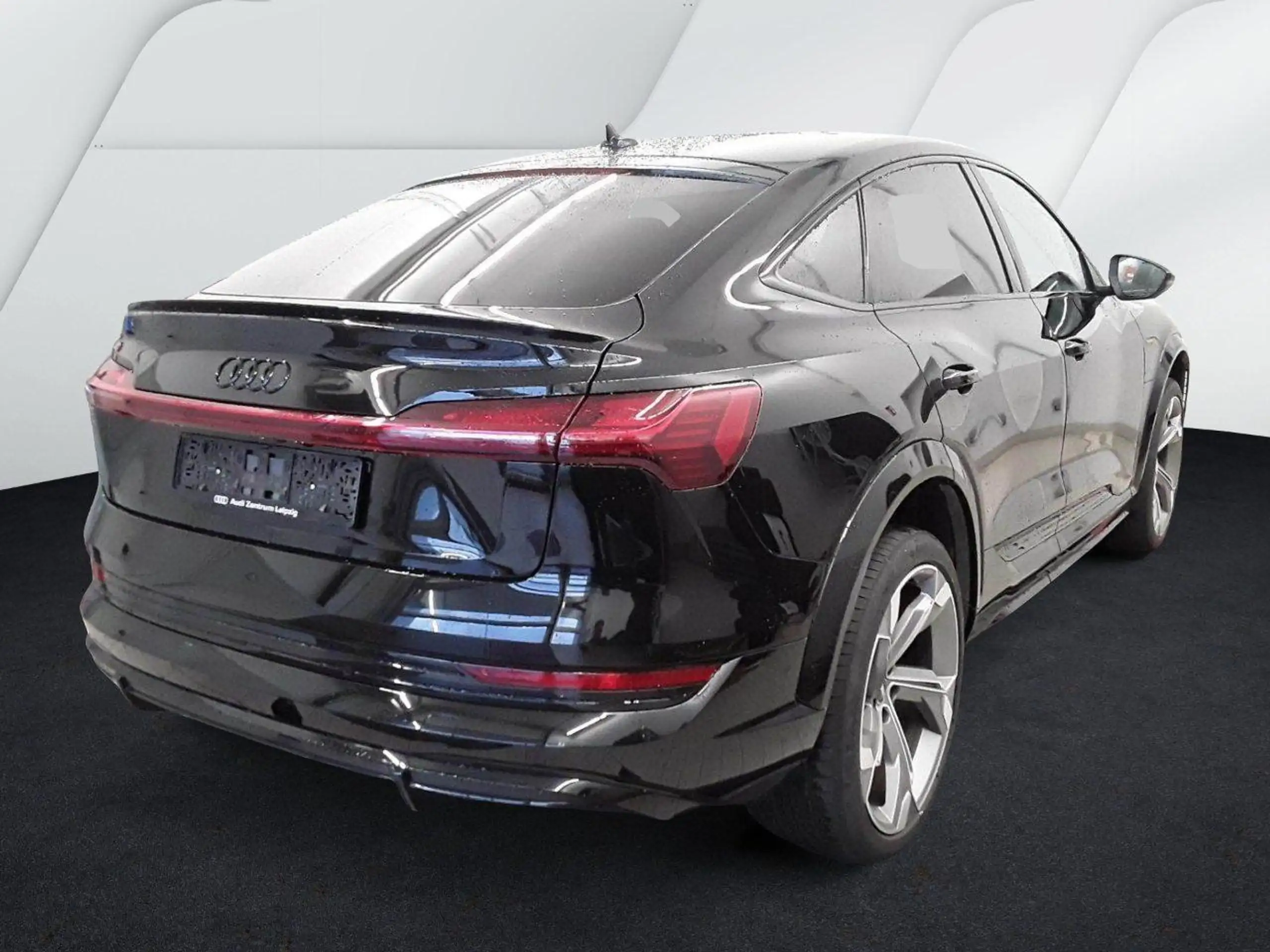 Audi - e-tron