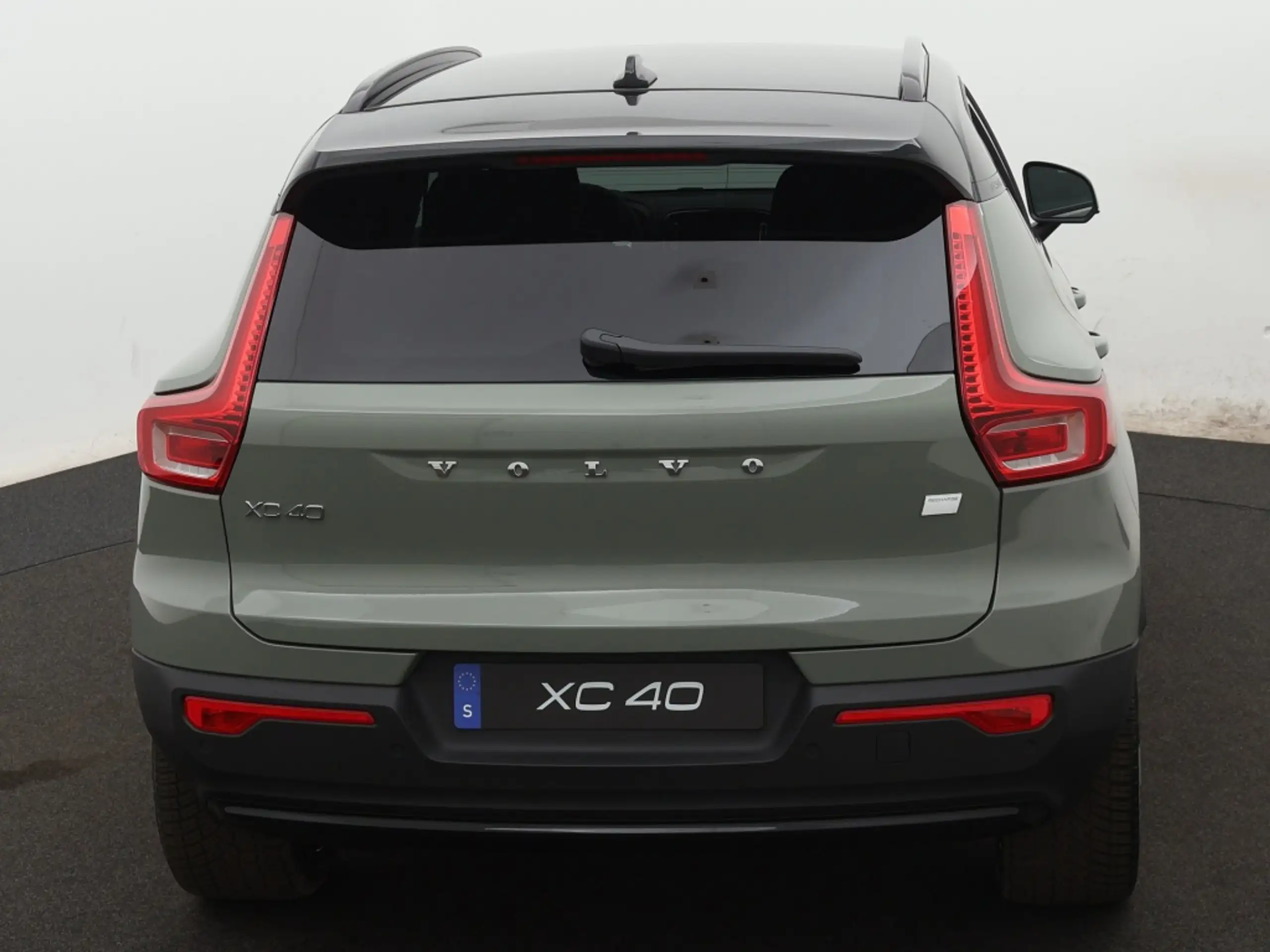 Volvo - XC40