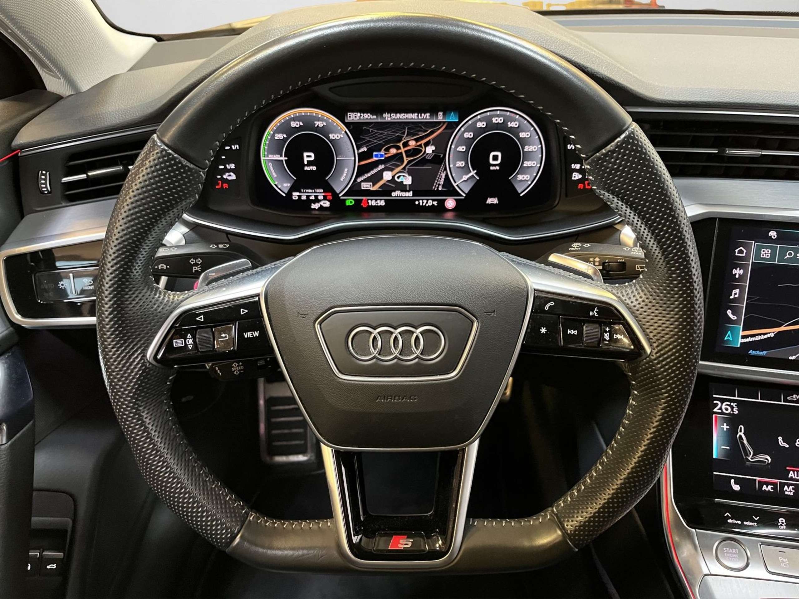 Audi - A6