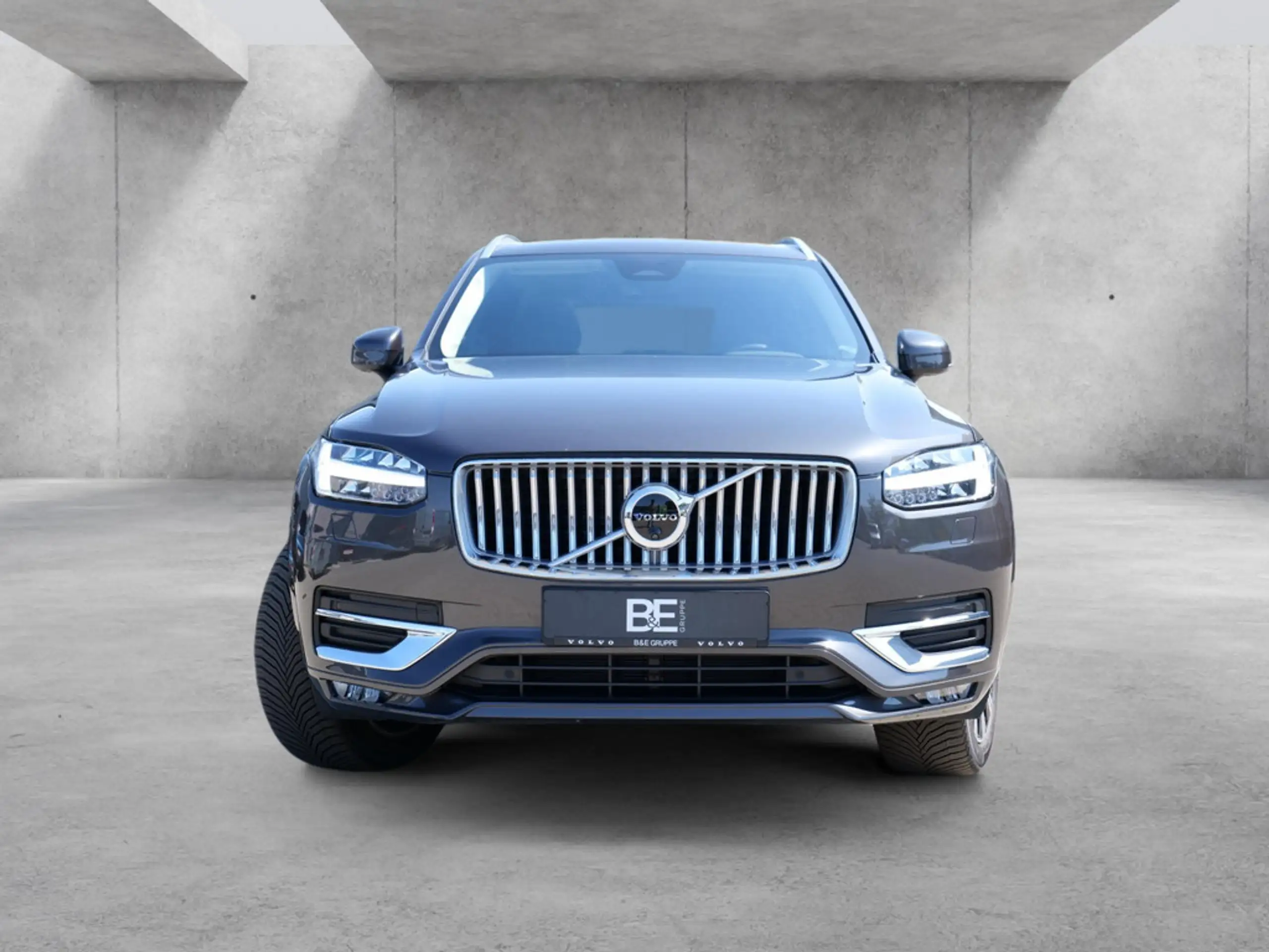 Volvo - XC90