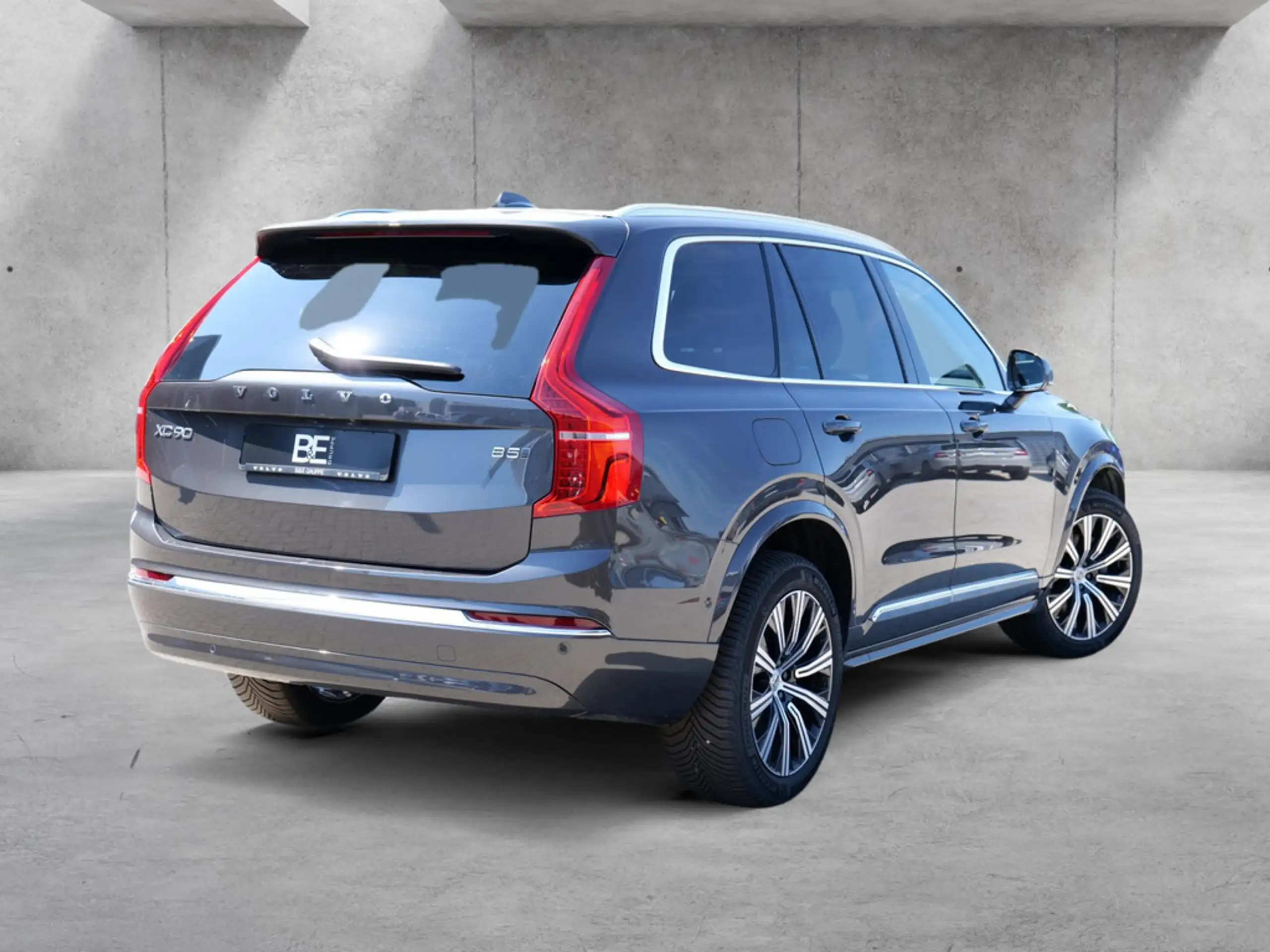 Volvo - XC90