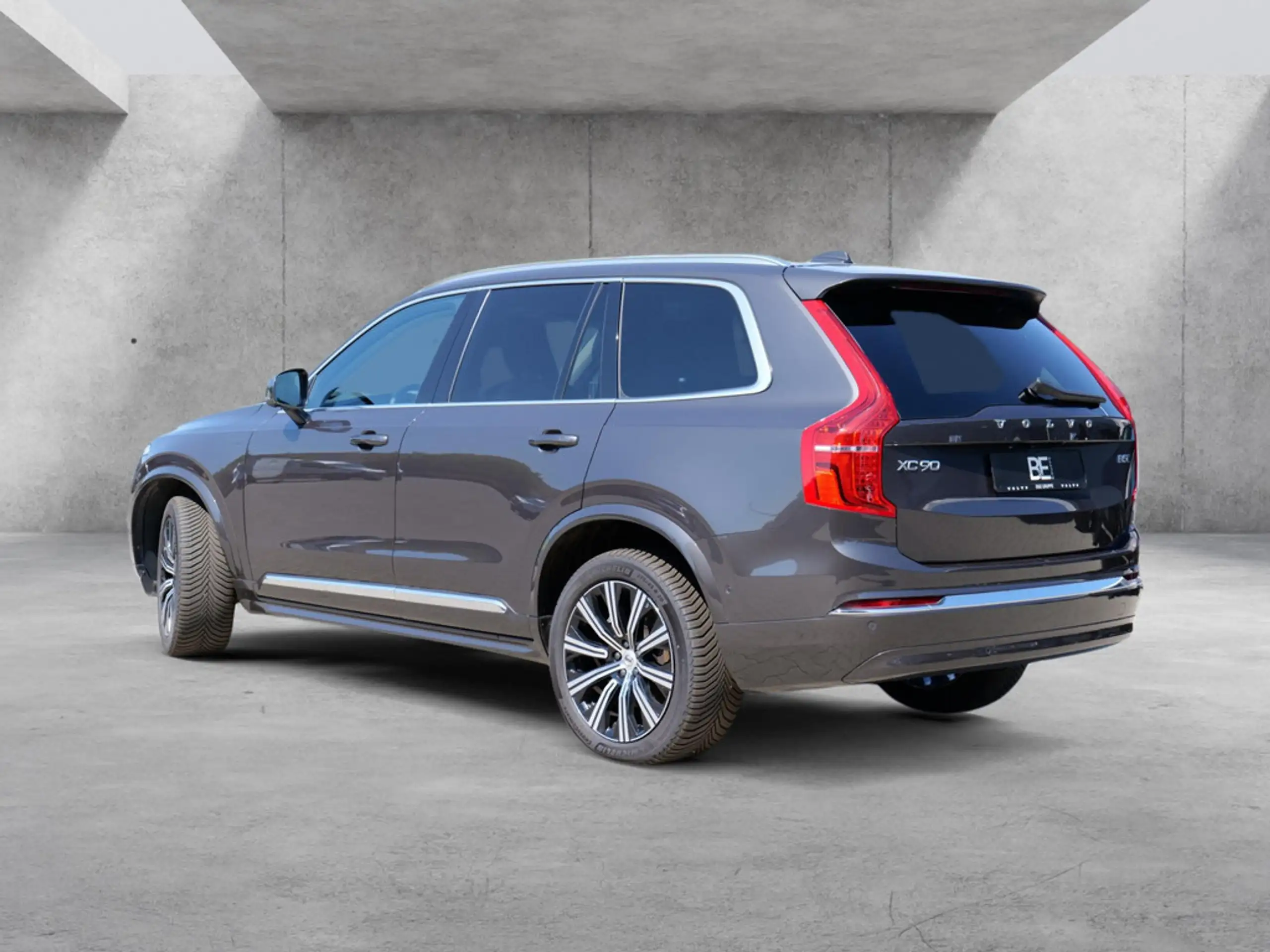 Volvo - XC90