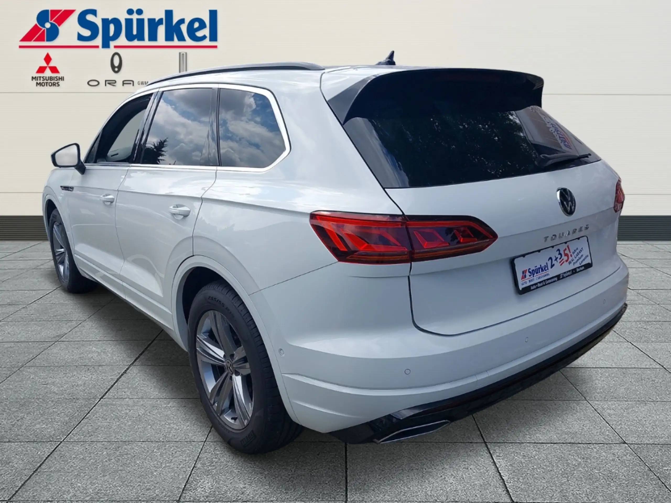 Volkswagen - Touareg