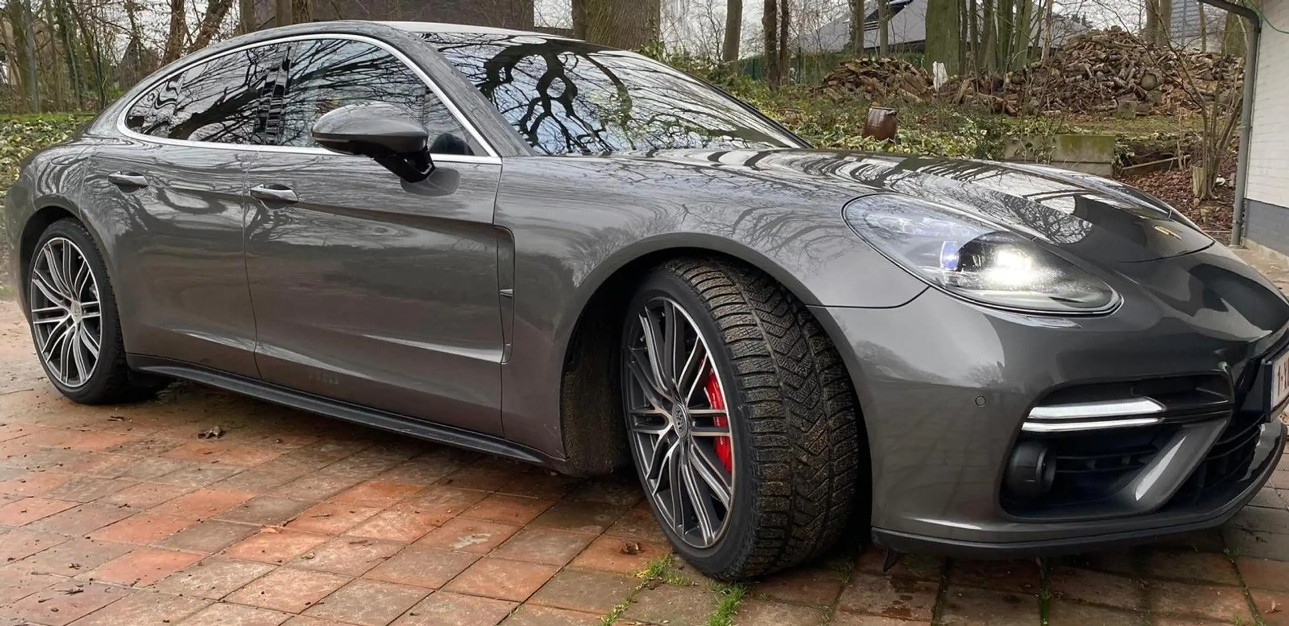 Porsche - Panamera