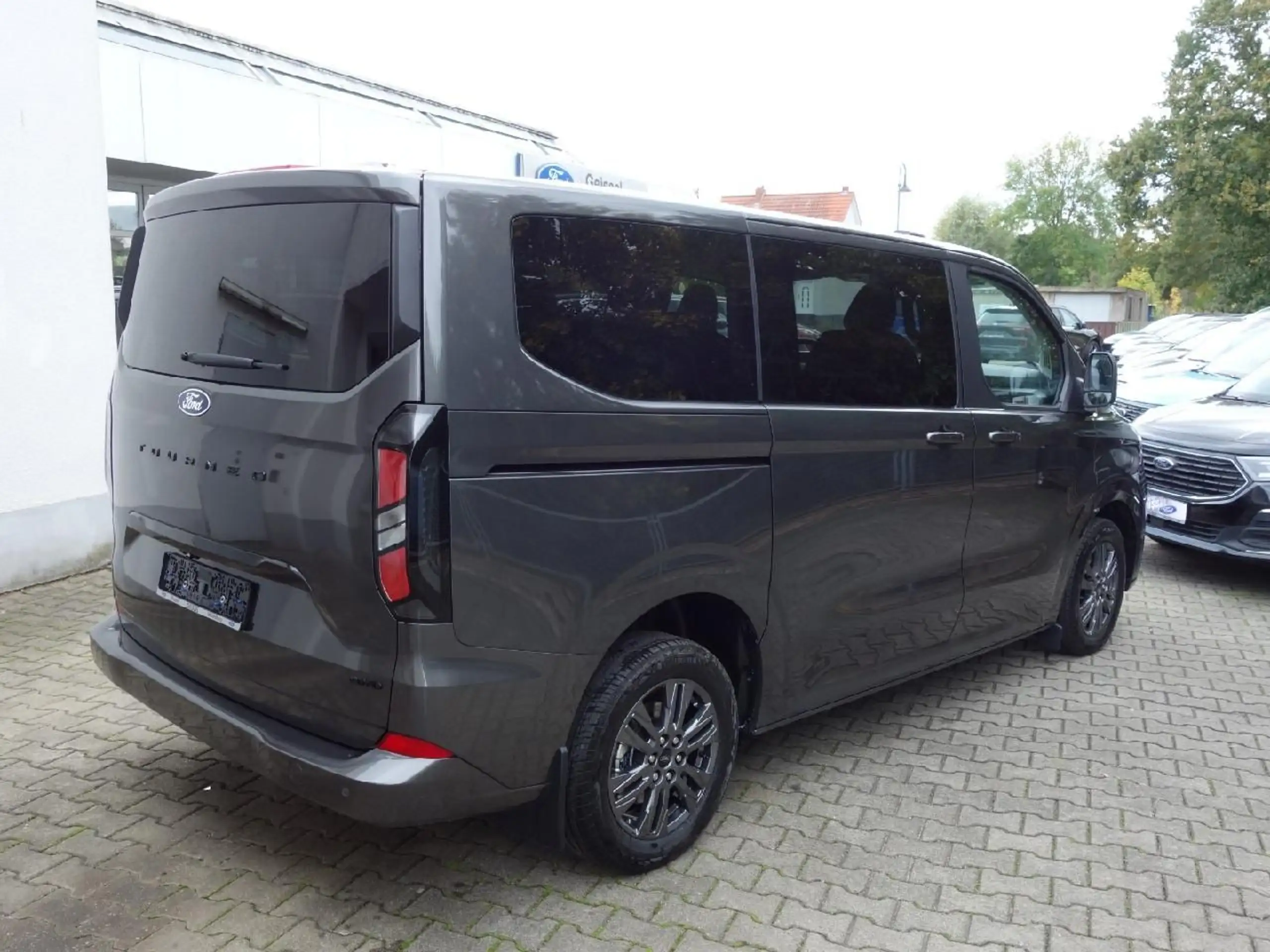 Ford - Tourneo Custom