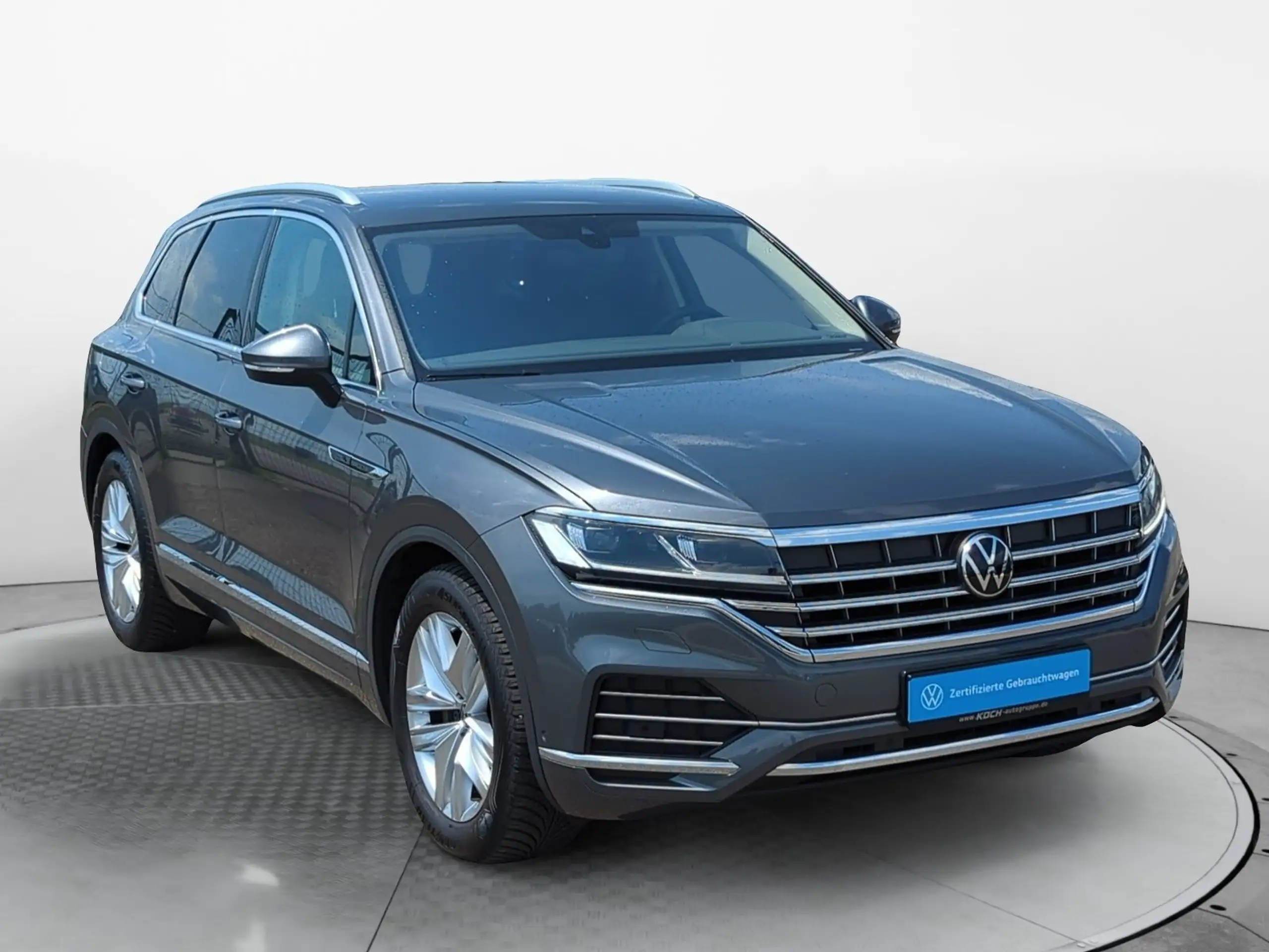 Volkswagen - Touareg