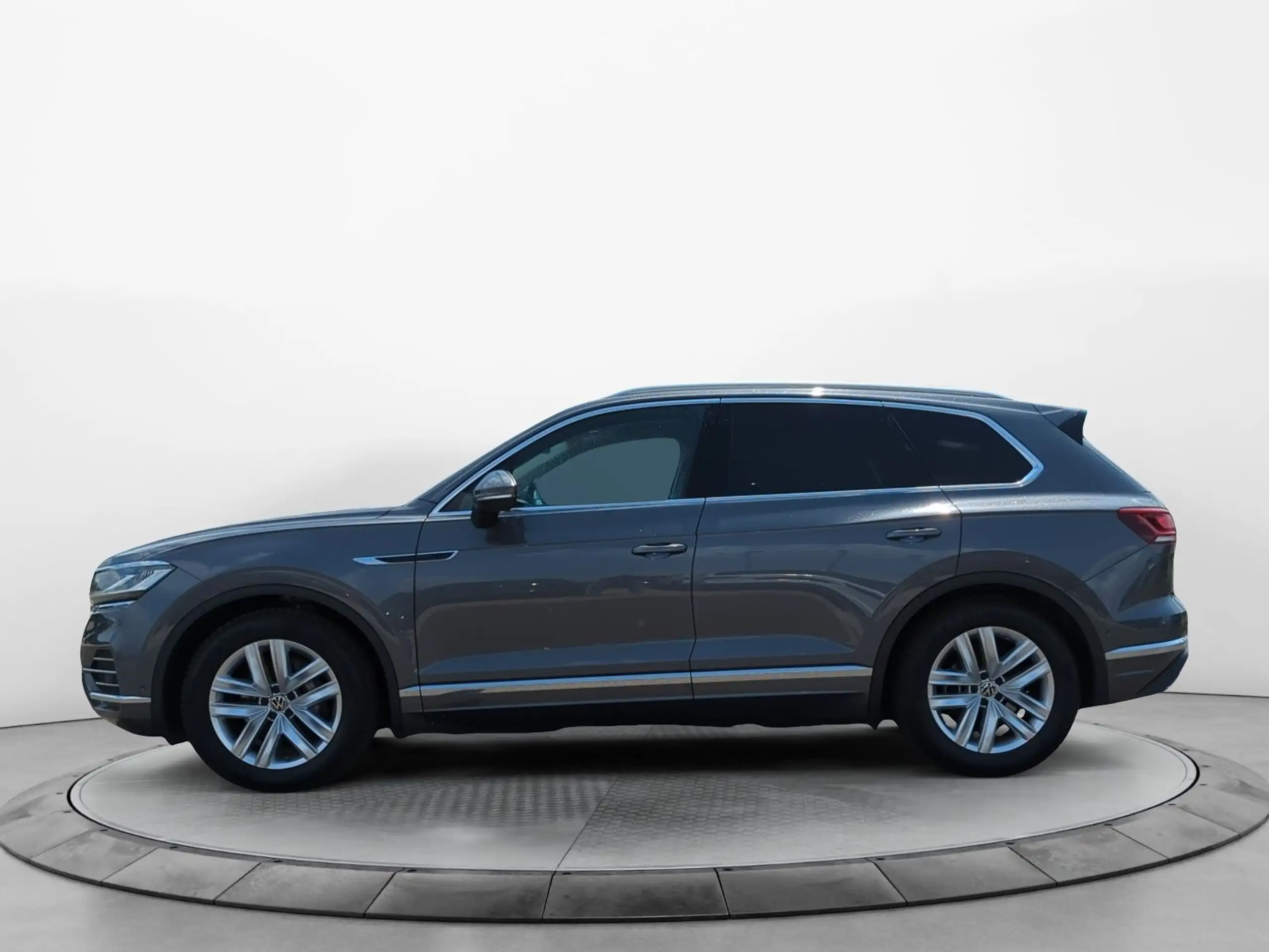 Volkswagen - Touareg