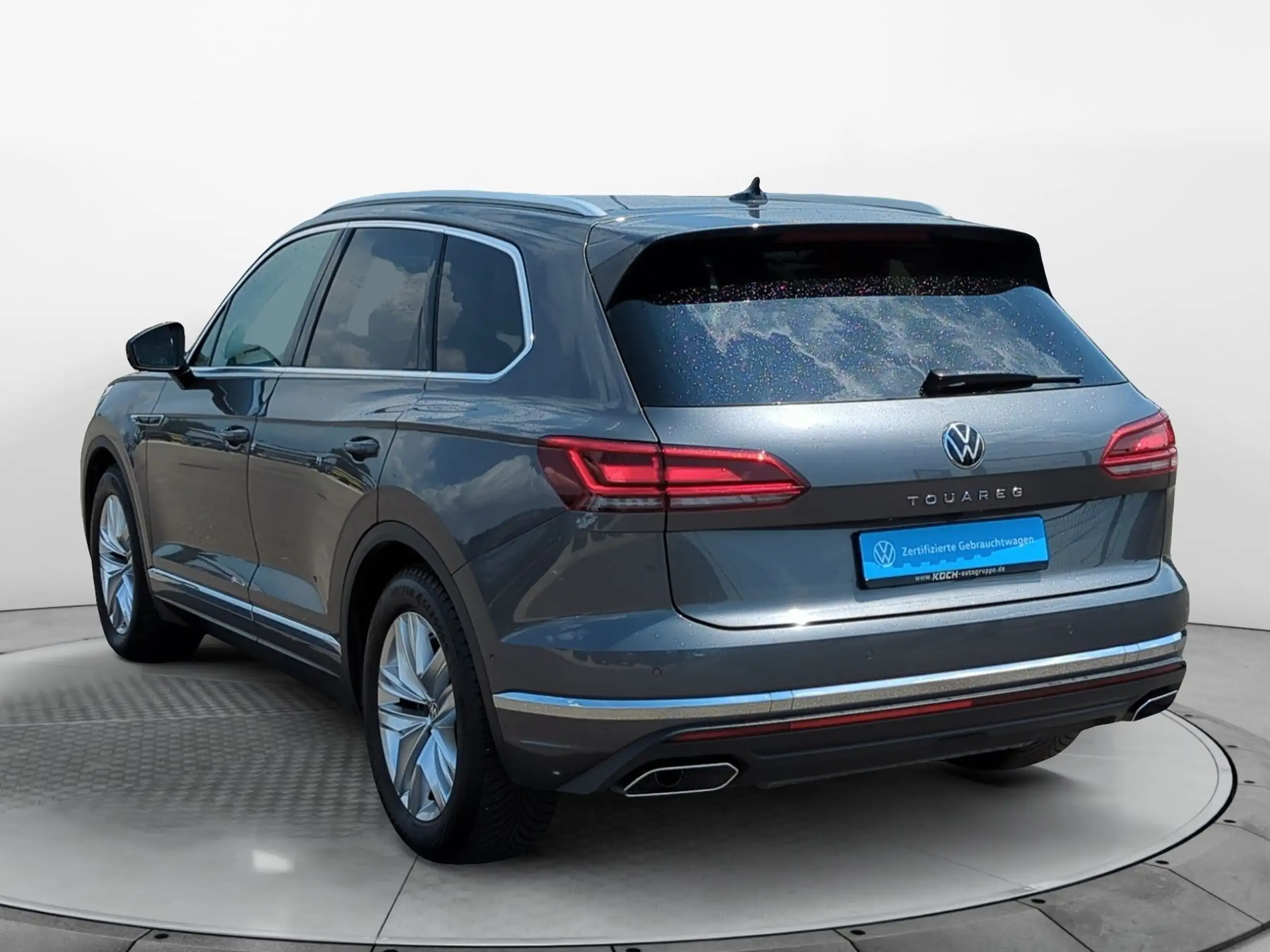 Volkswagen - Touareg