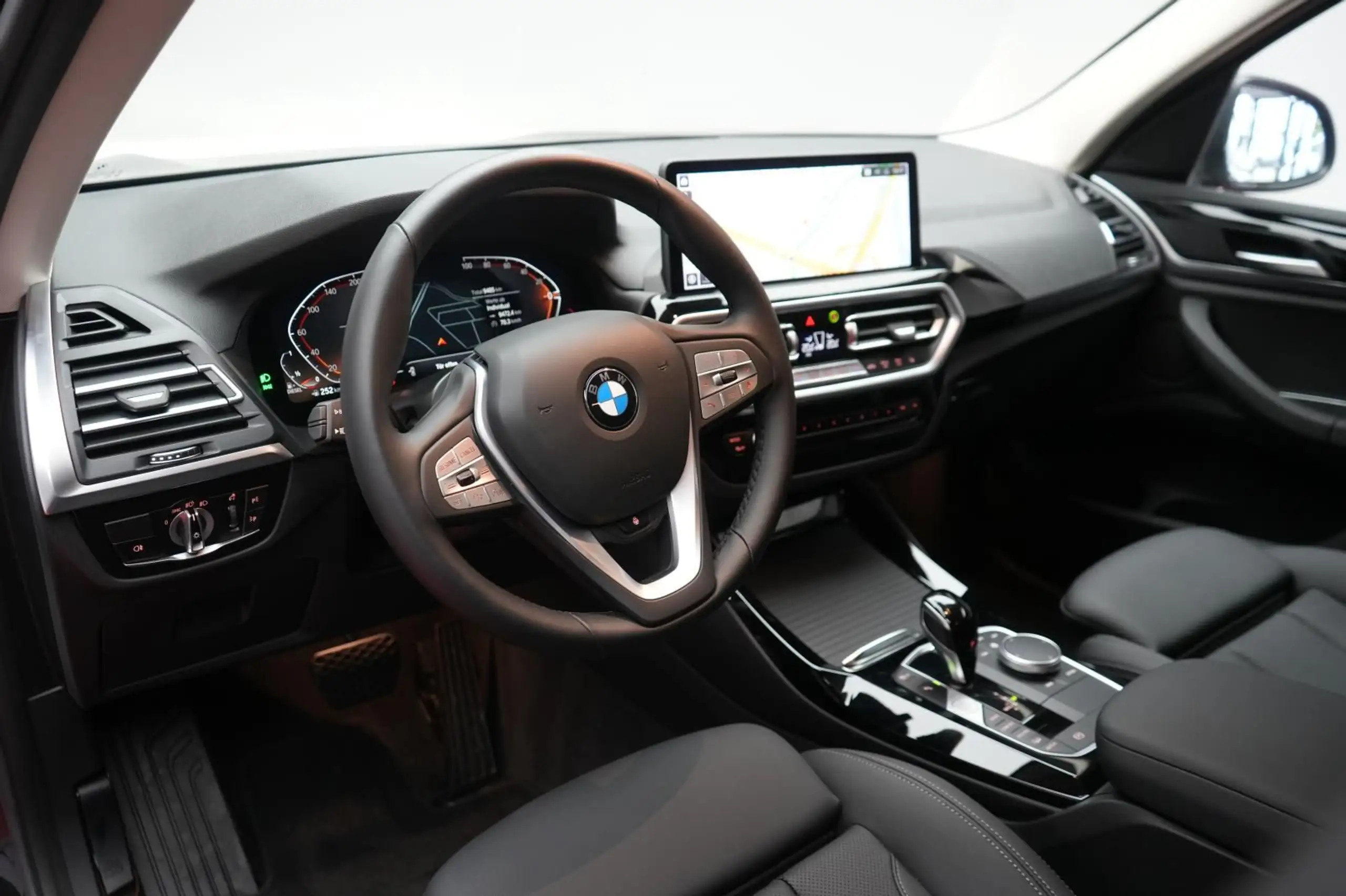 BMW - X3