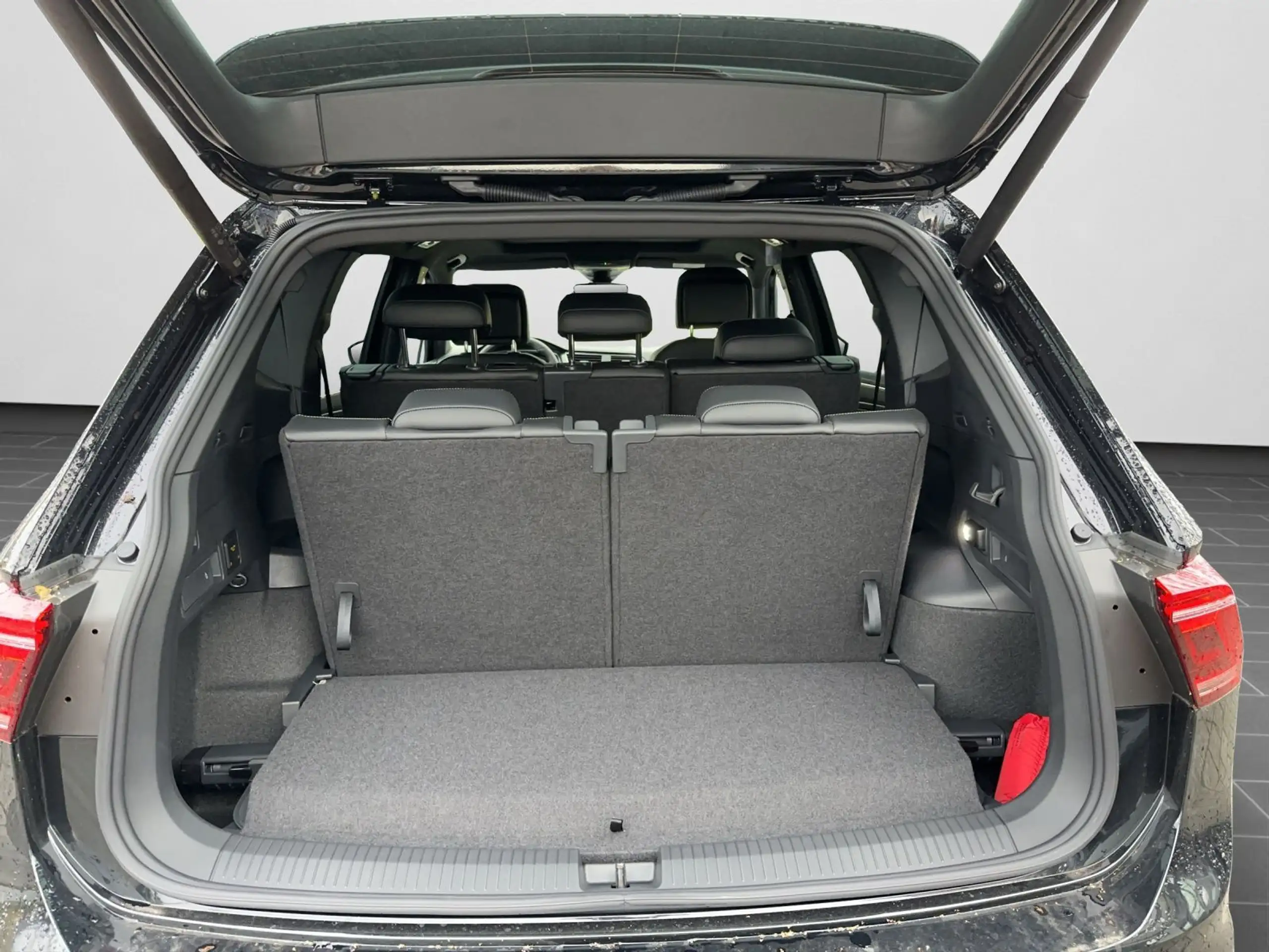 Volkswagen - Tiguan Allspace