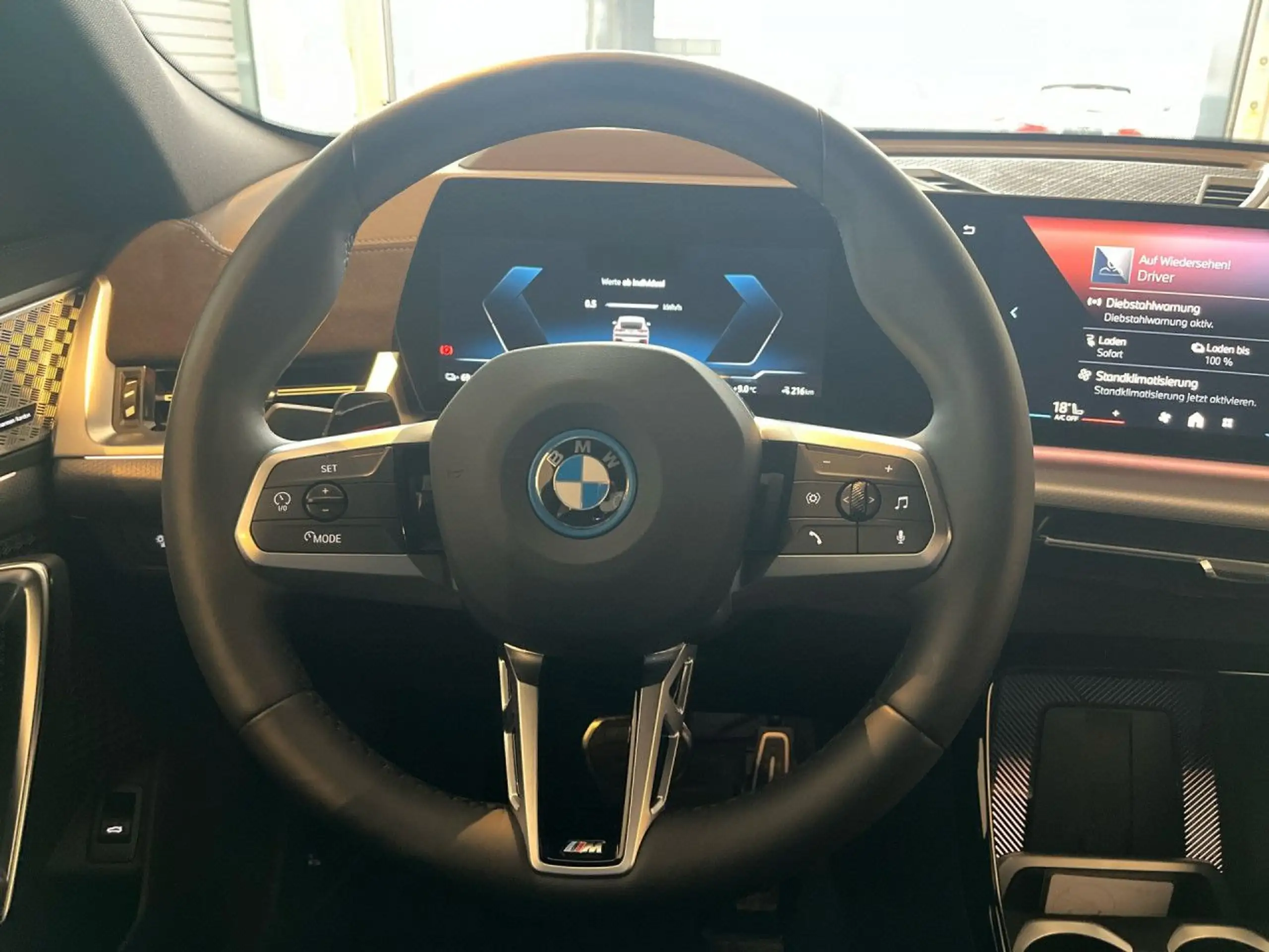 BMW - iX2