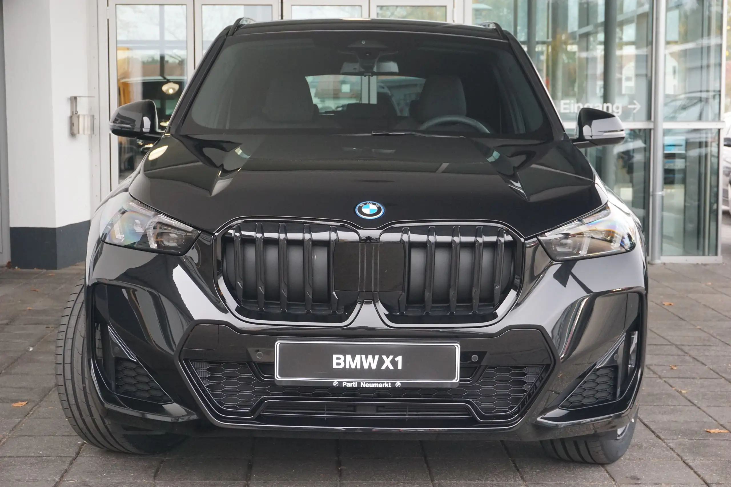 BMW - X1