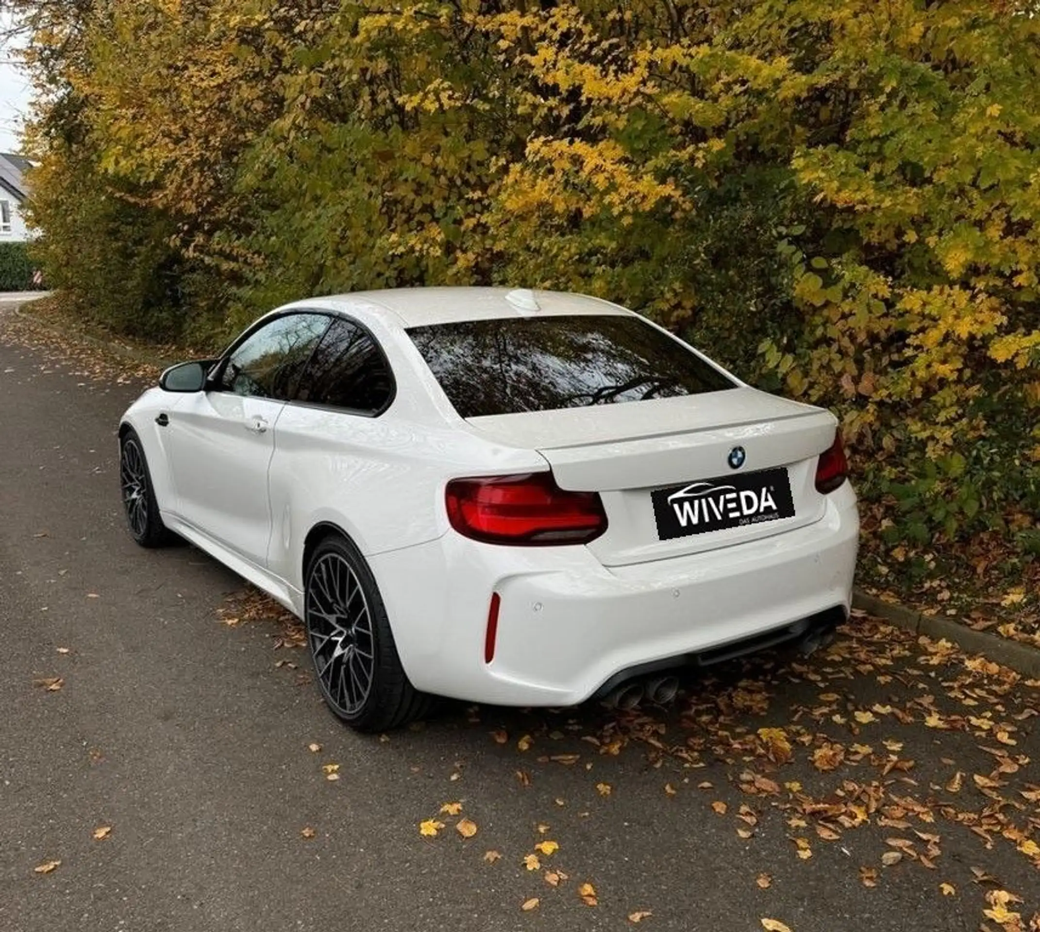 BMW - M2