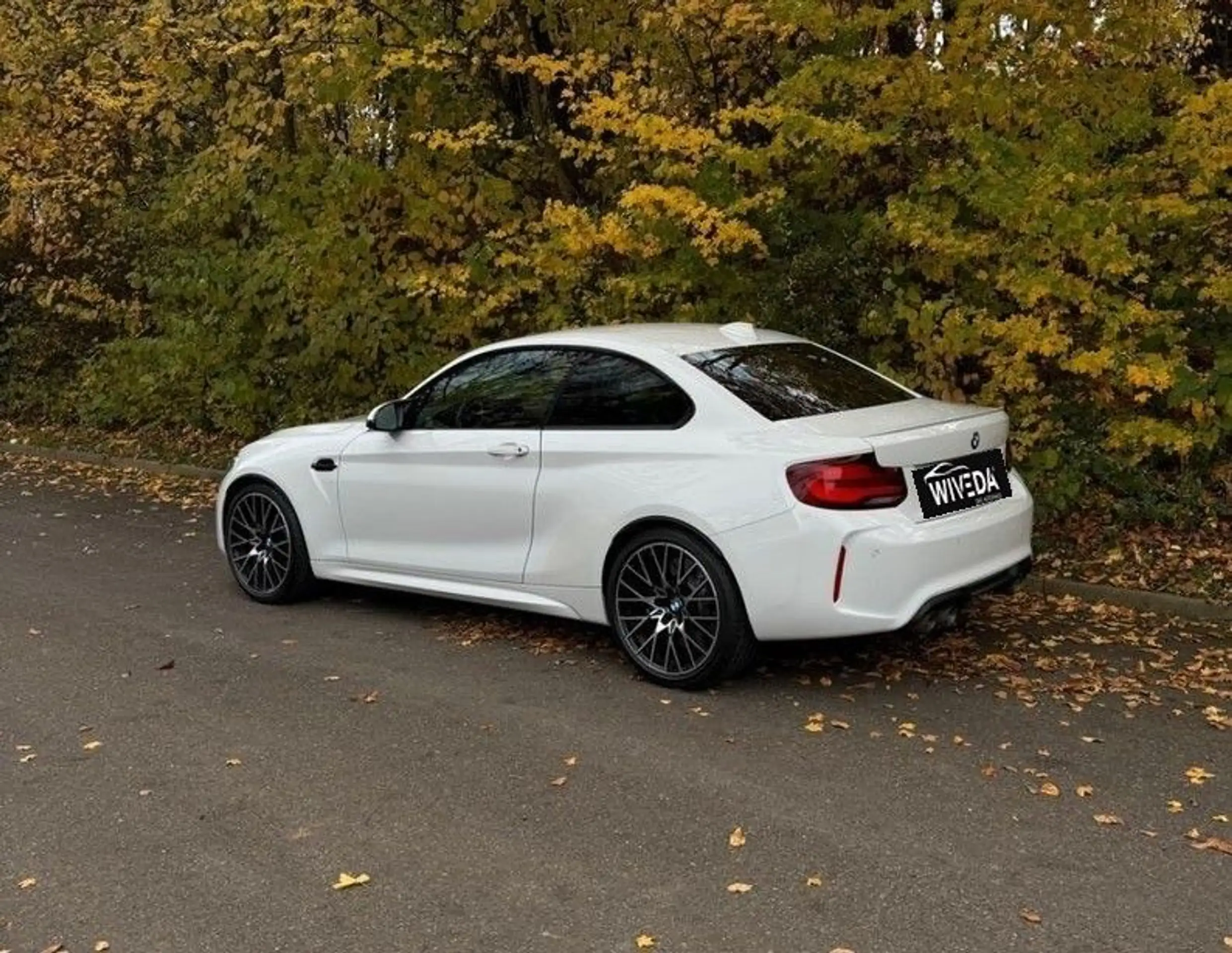 BMW - M2