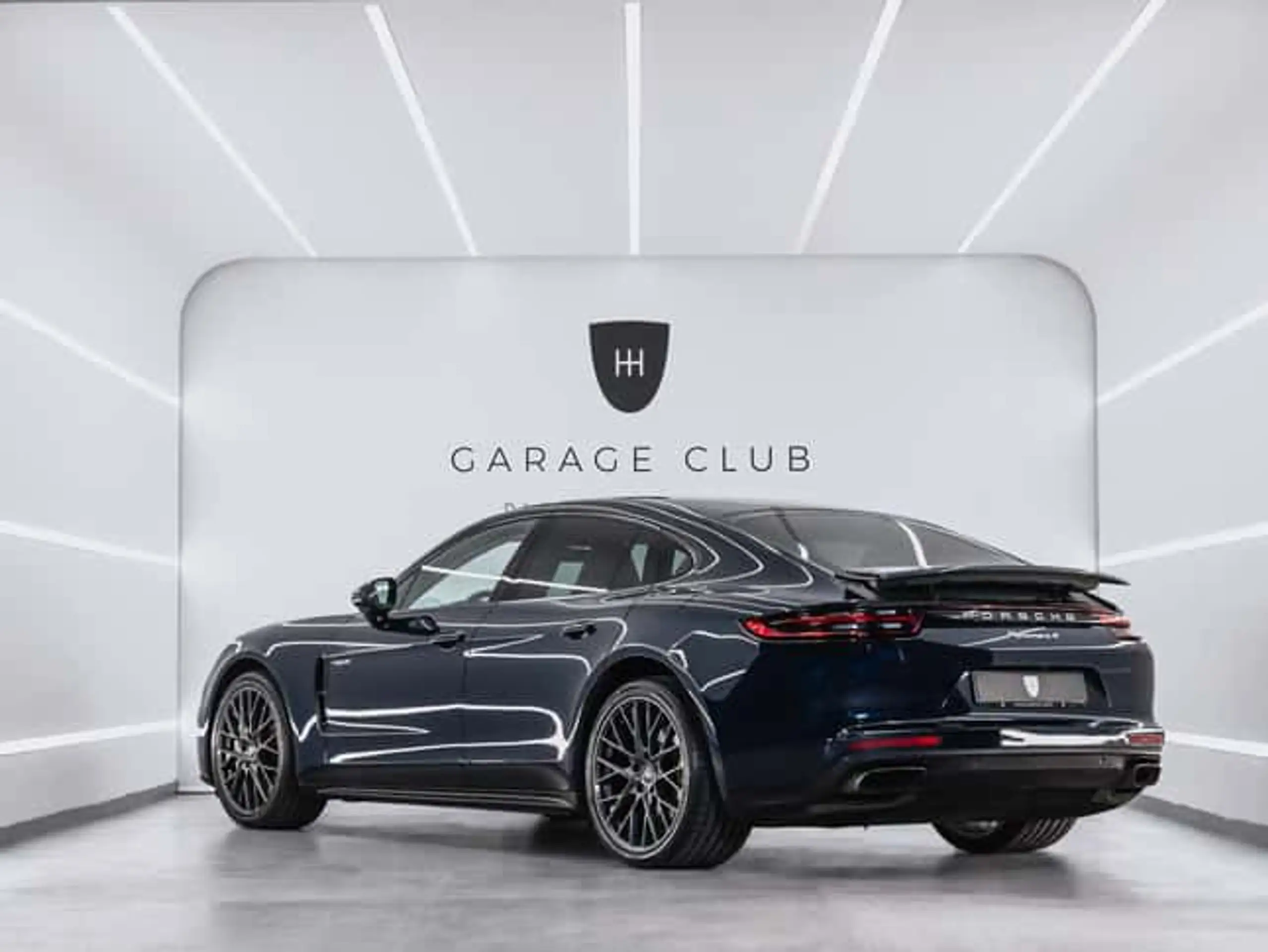 Porsche - Panamera