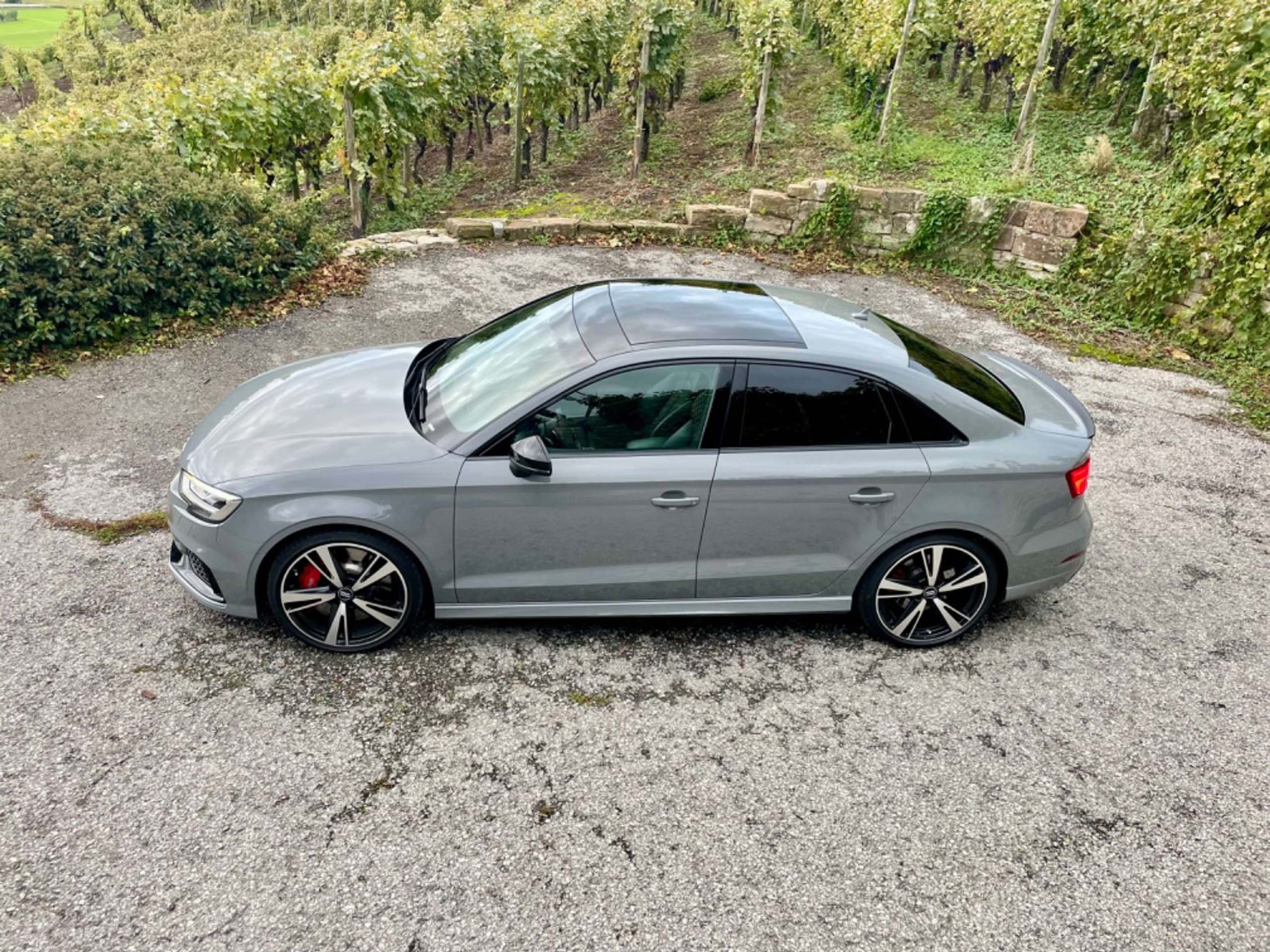 Audi - RS3