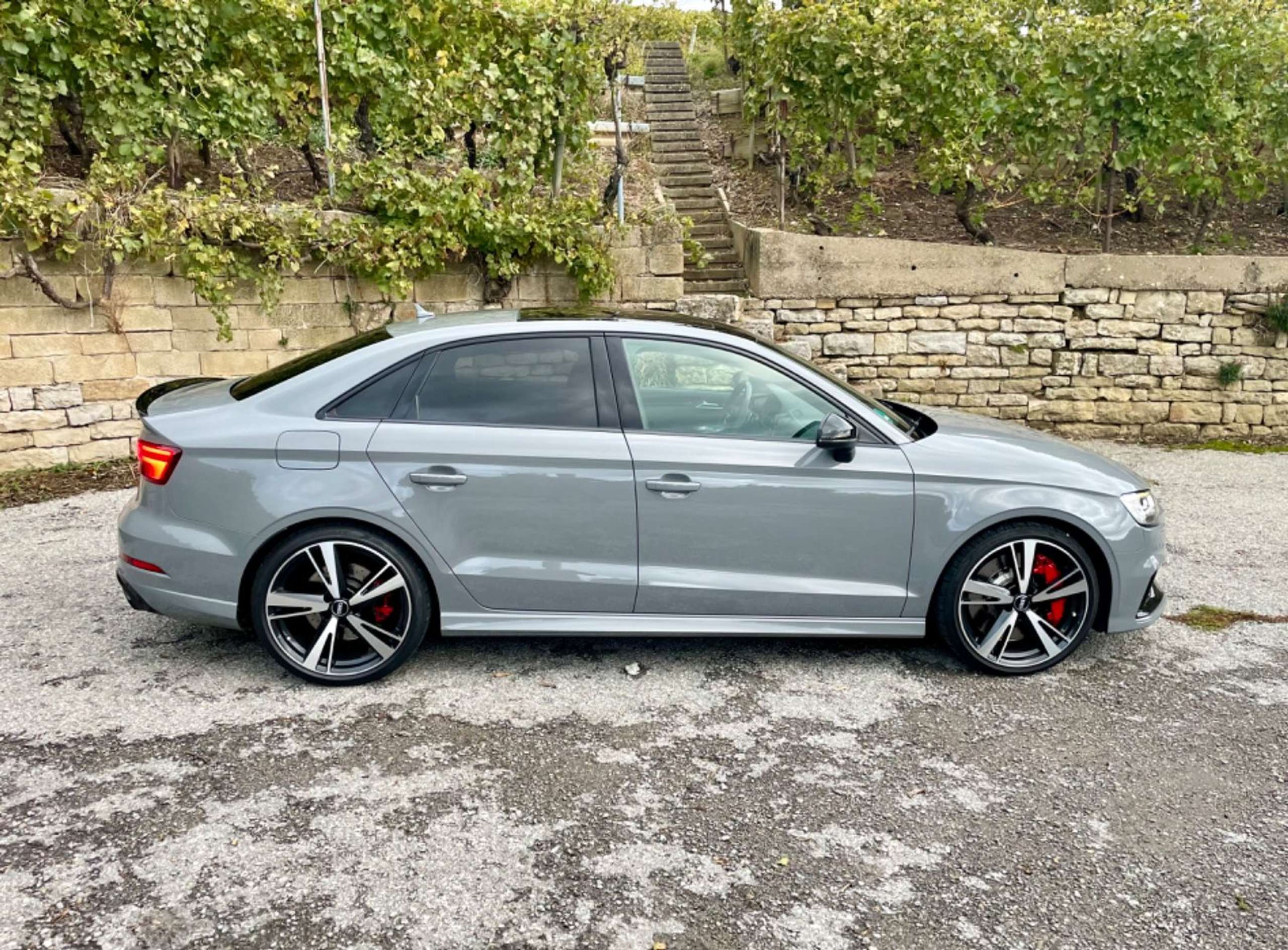 Audi - RS3