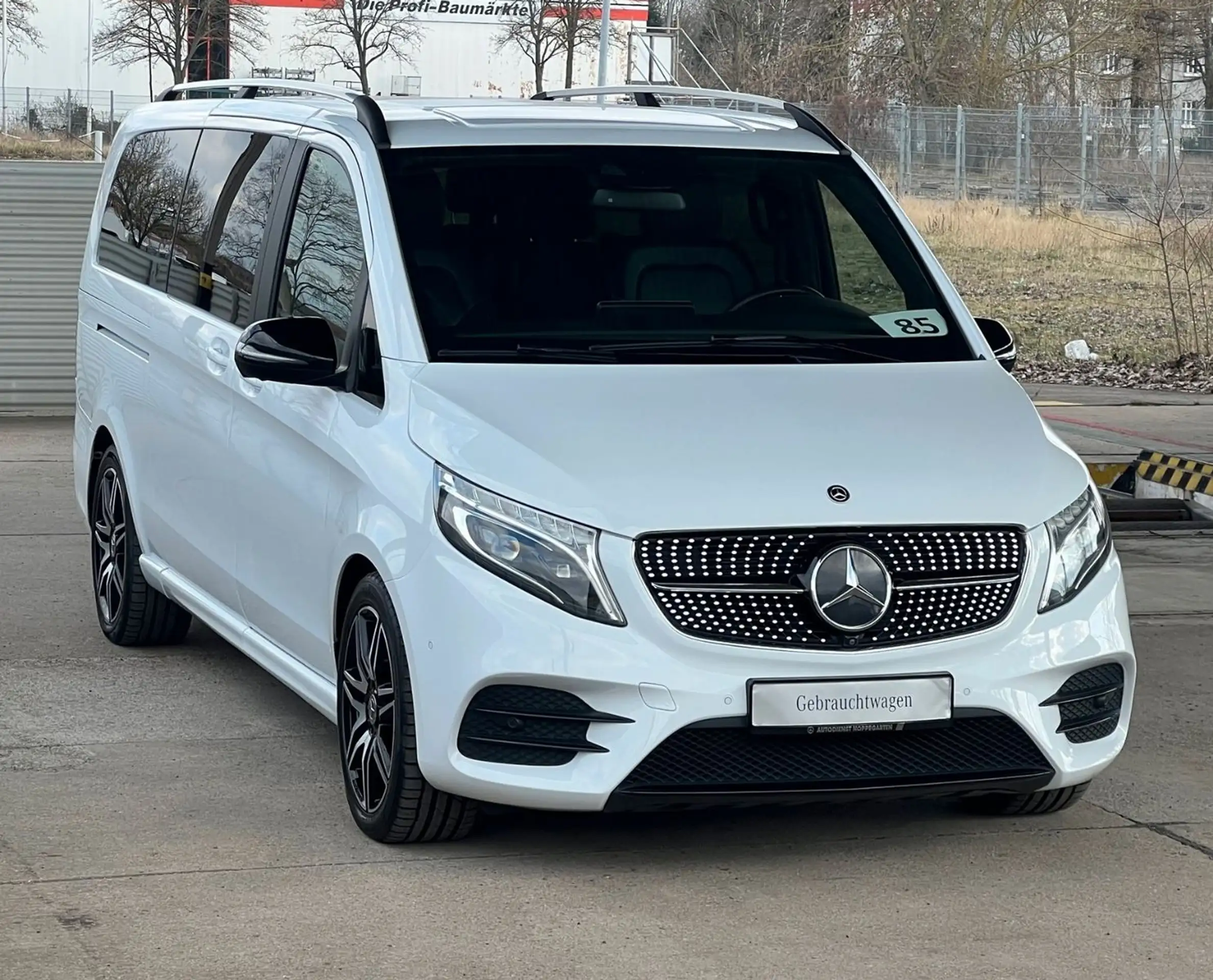 Mercedes-Benz - V 250