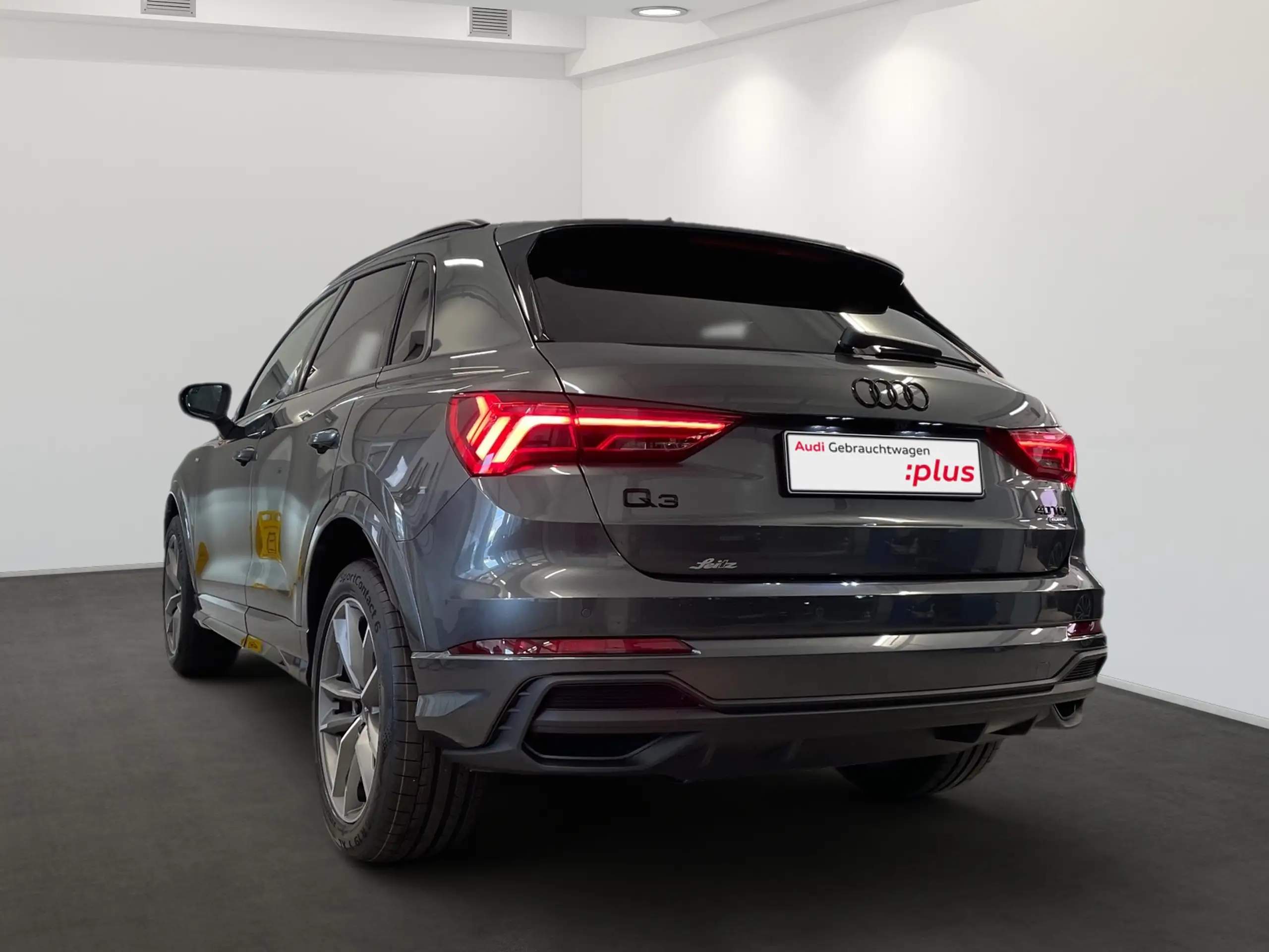 Audi - Q3