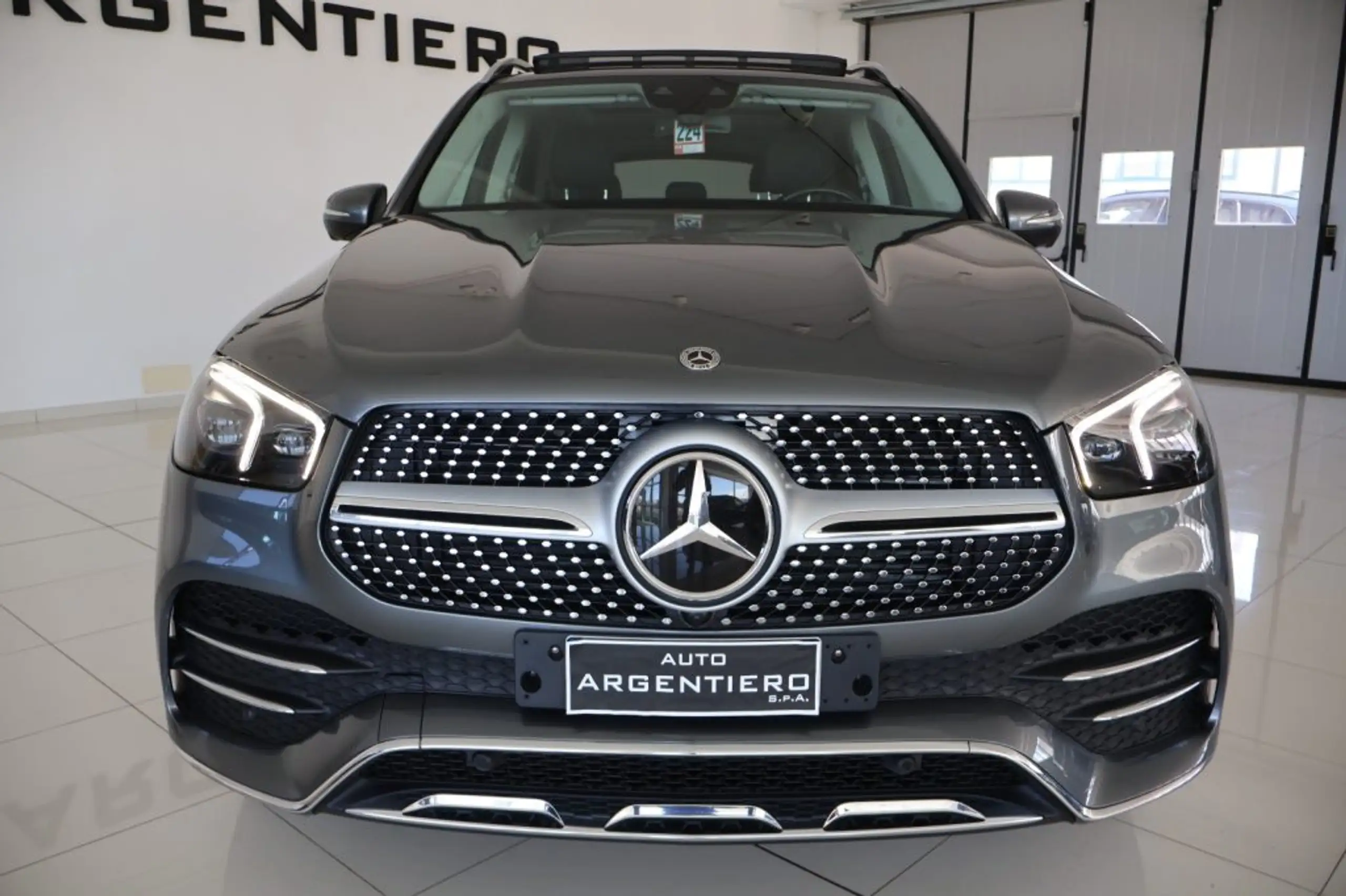 Mercedes-Benz - GLE 350