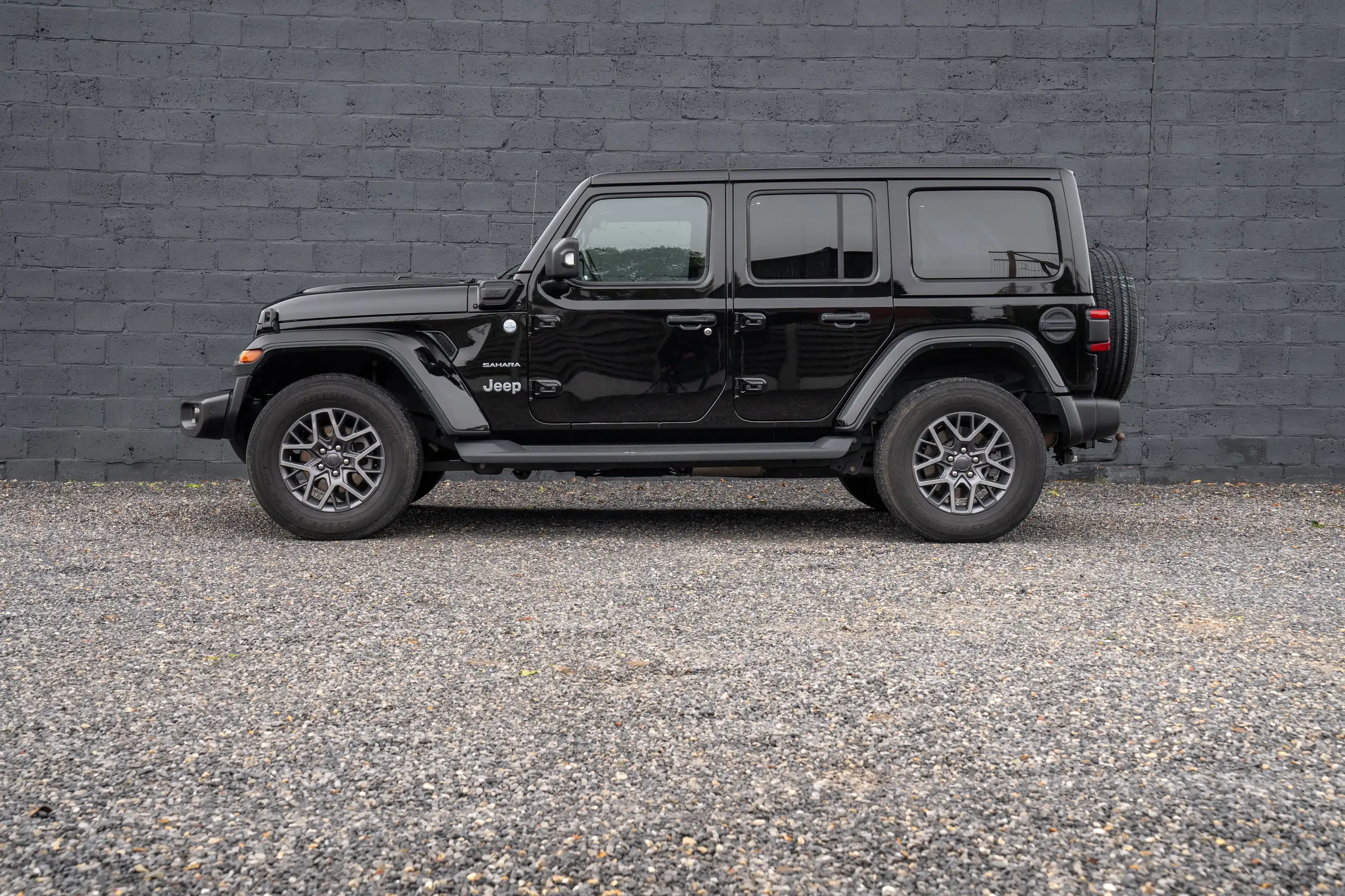 Jeep - Wrangler