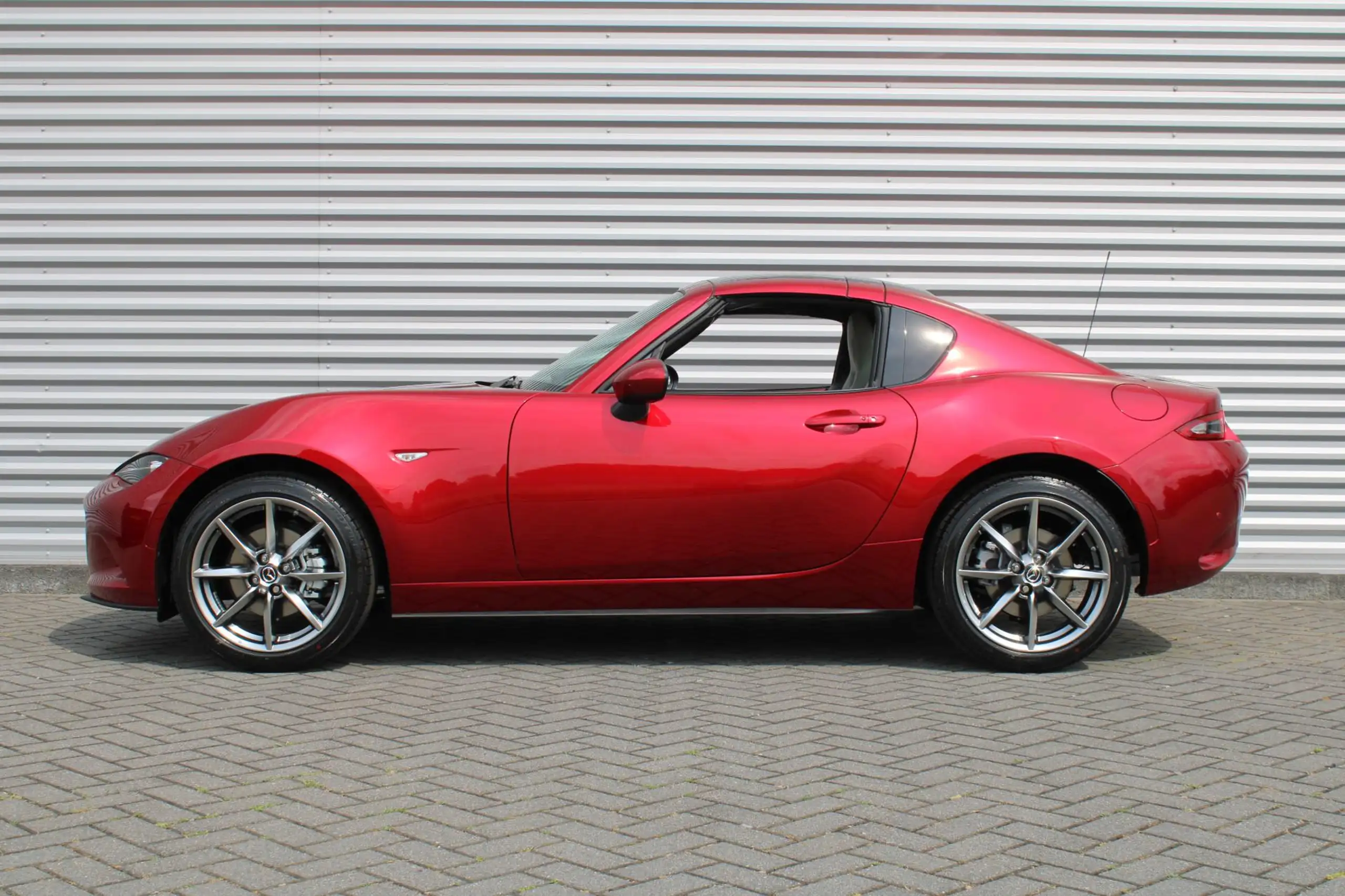 Mazda - MX-5