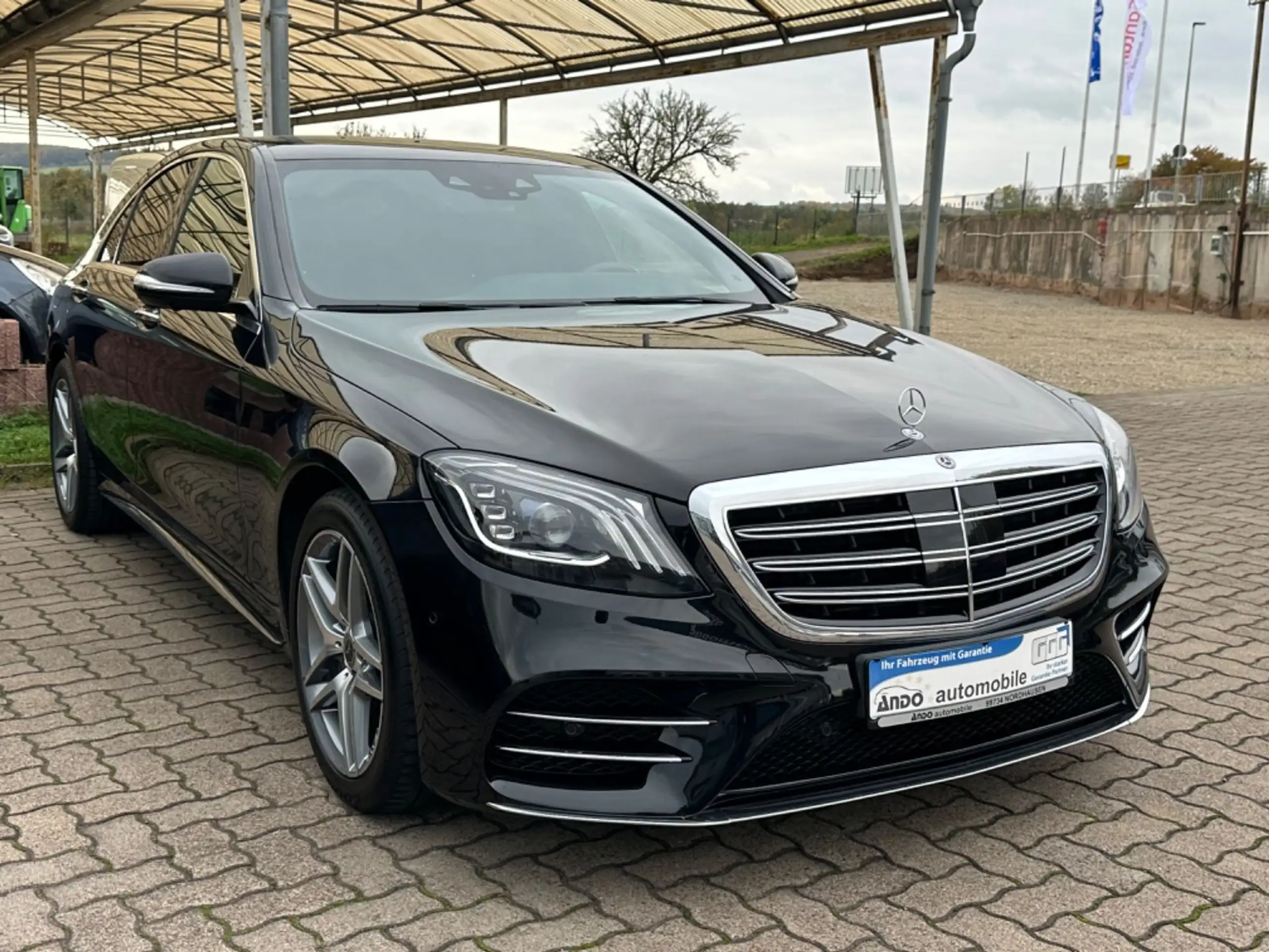 Mercedes-Benz - S 400