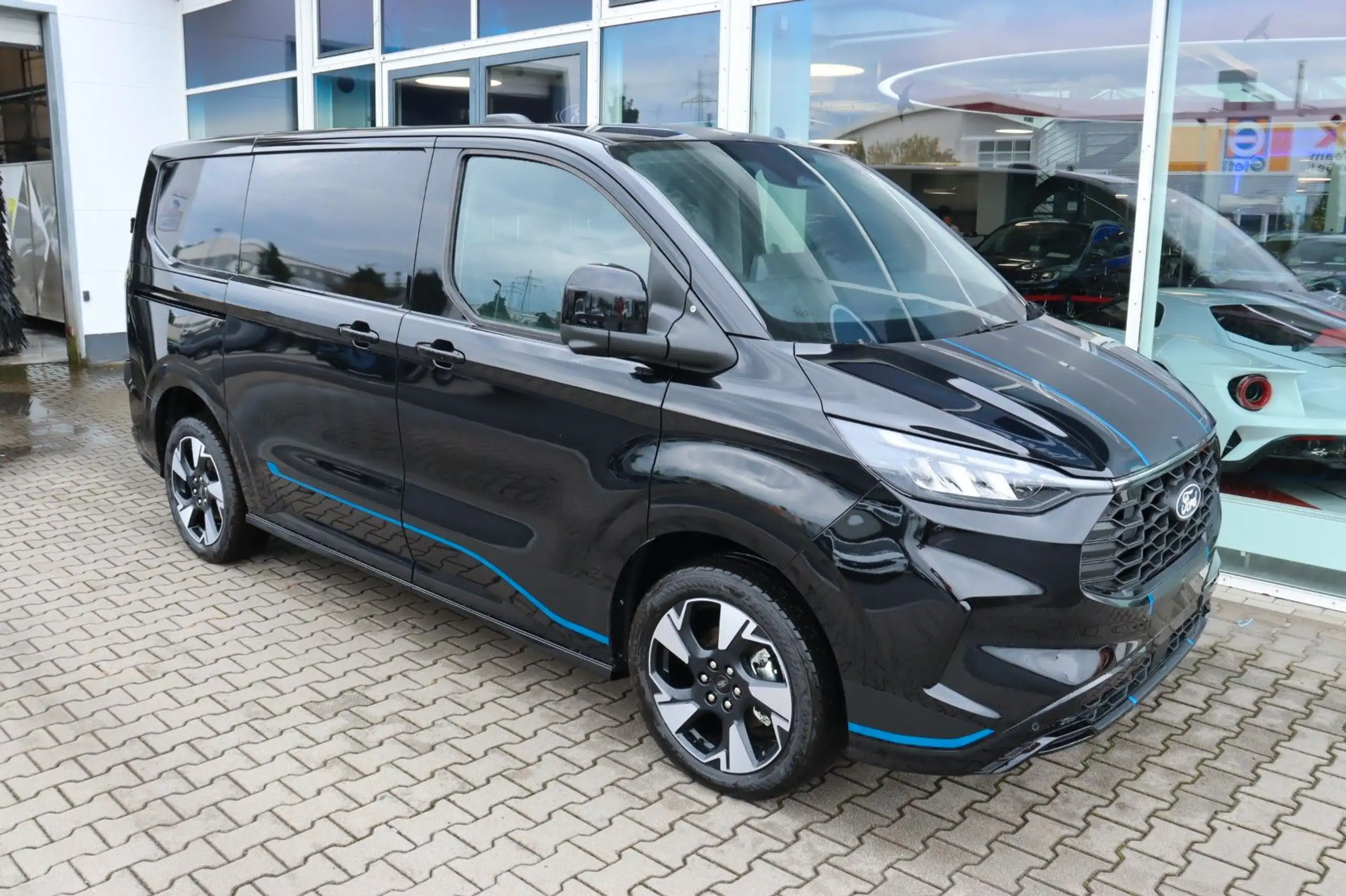 Ford - Transit Custom