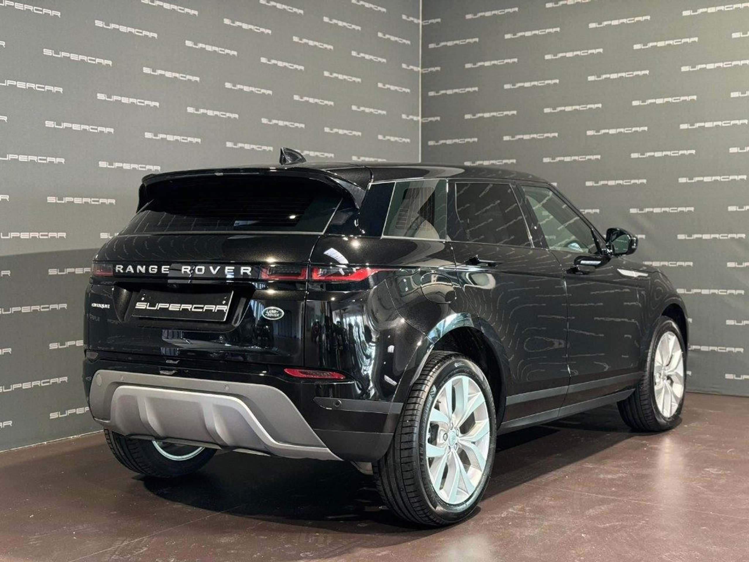 Land Rover - Range Rover Evoque