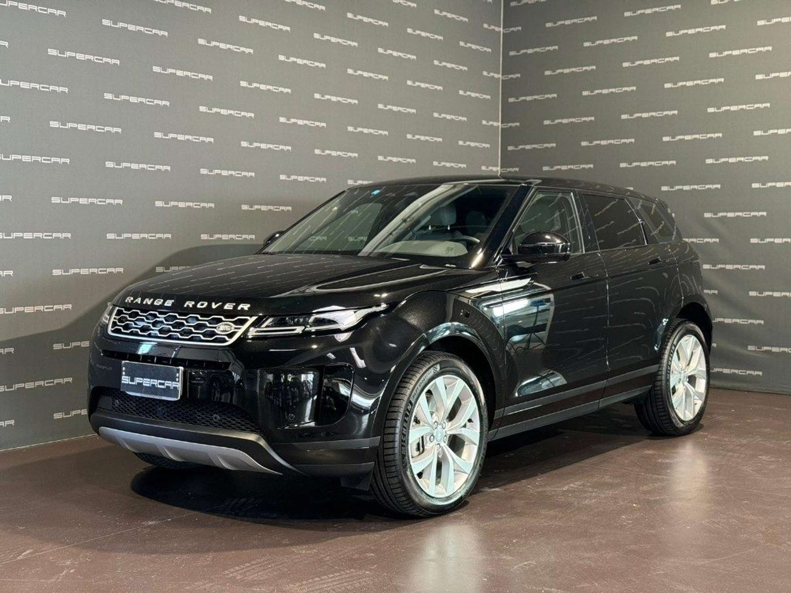 Land Rover - Range Rover Evoque