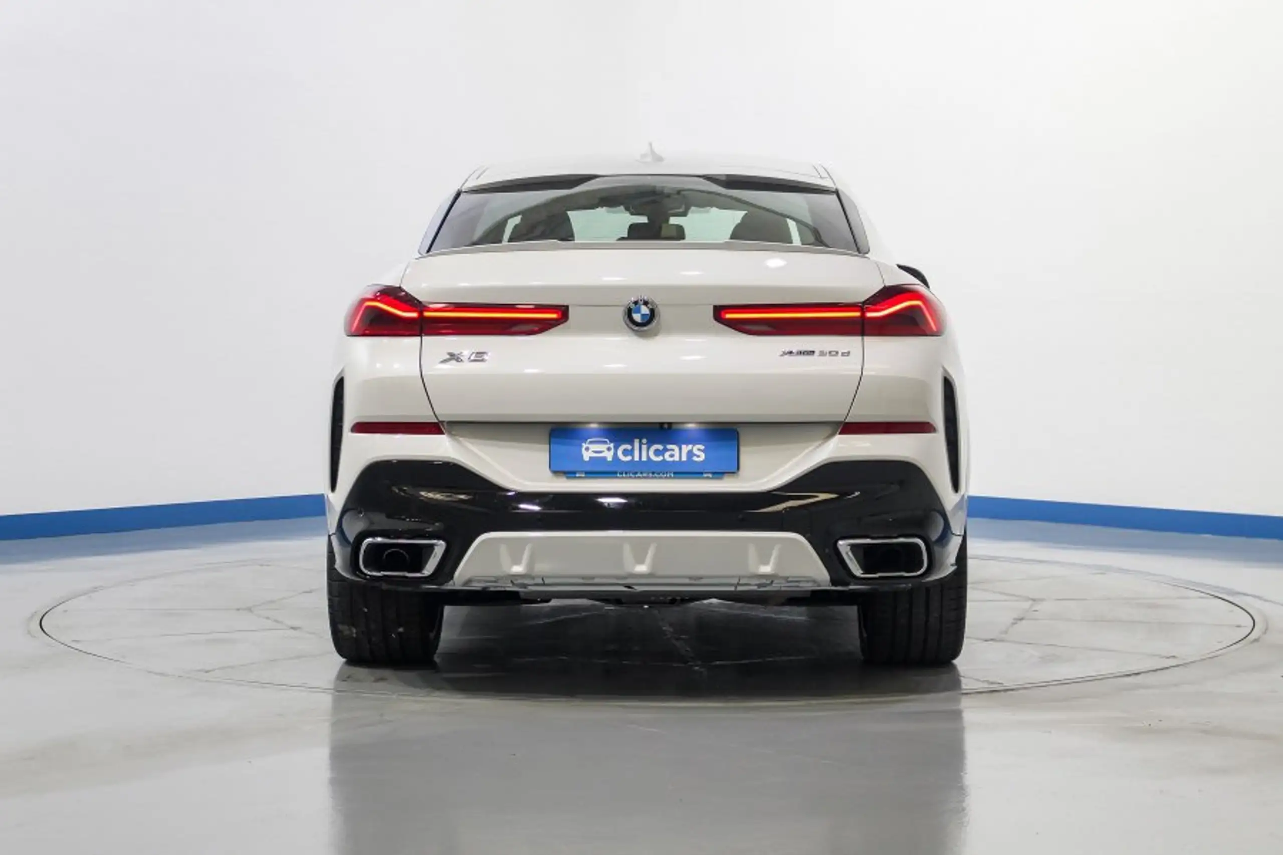 BMW - X6