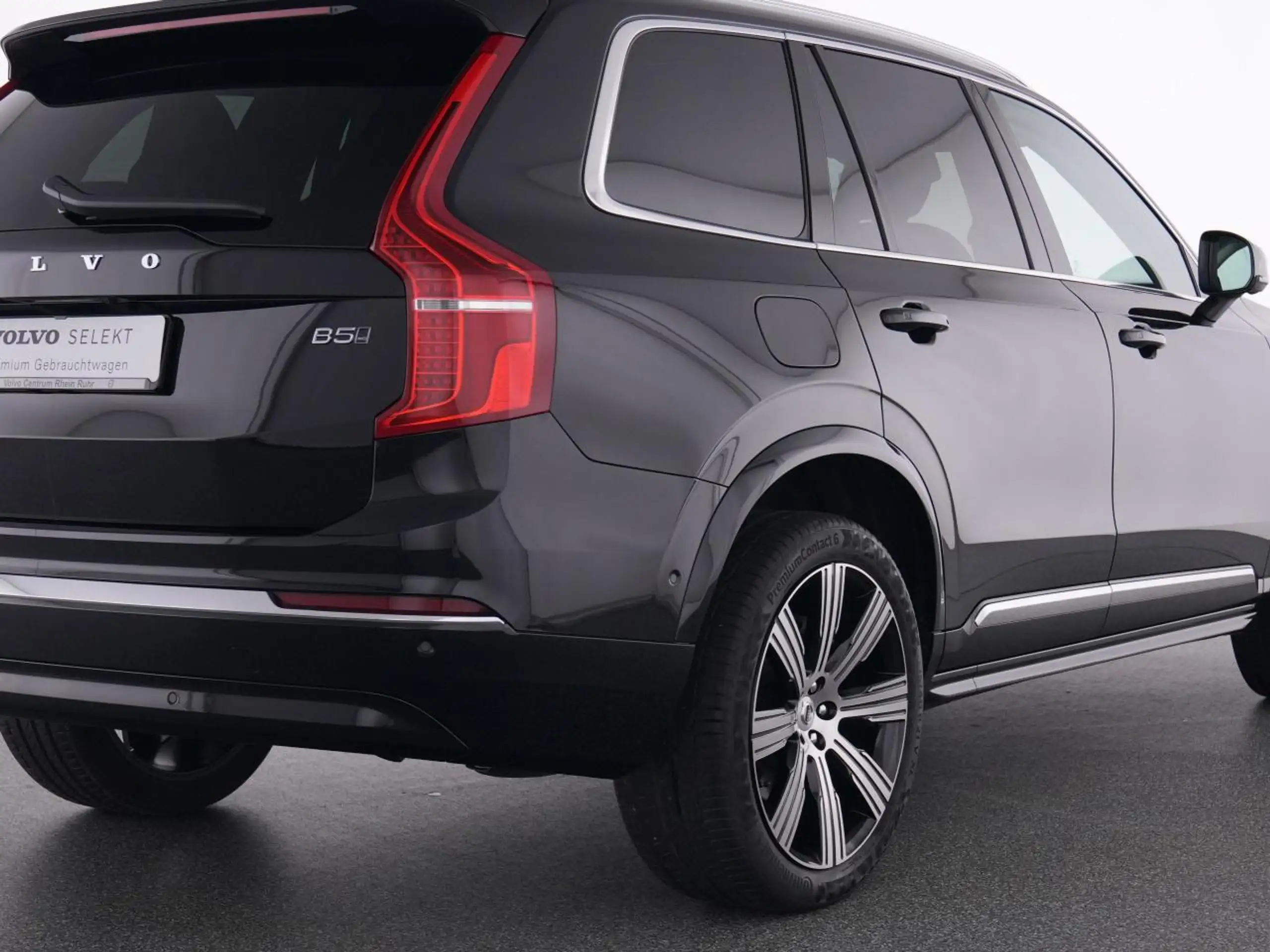 Volvo - XC90