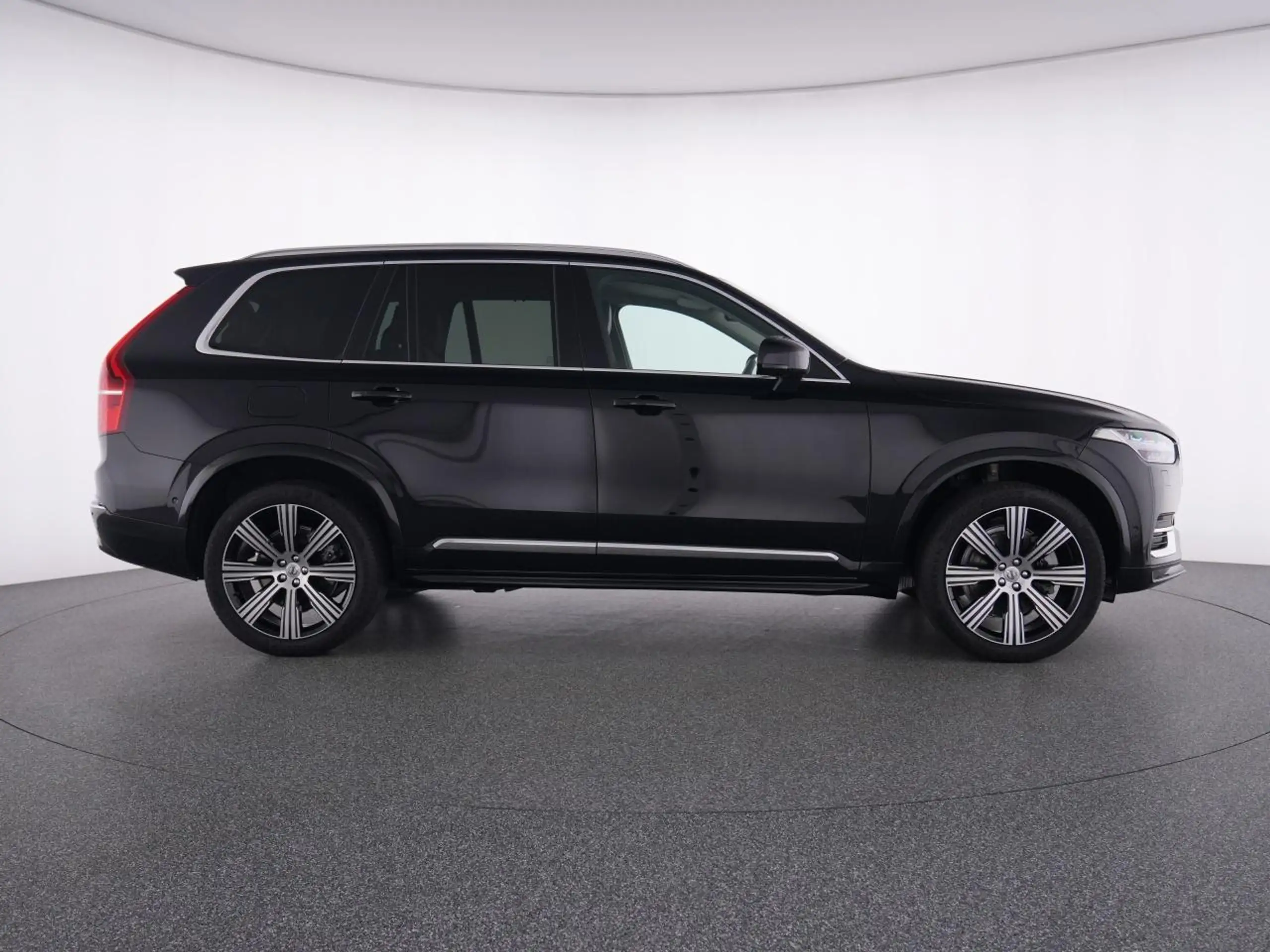 Volvo - XC90