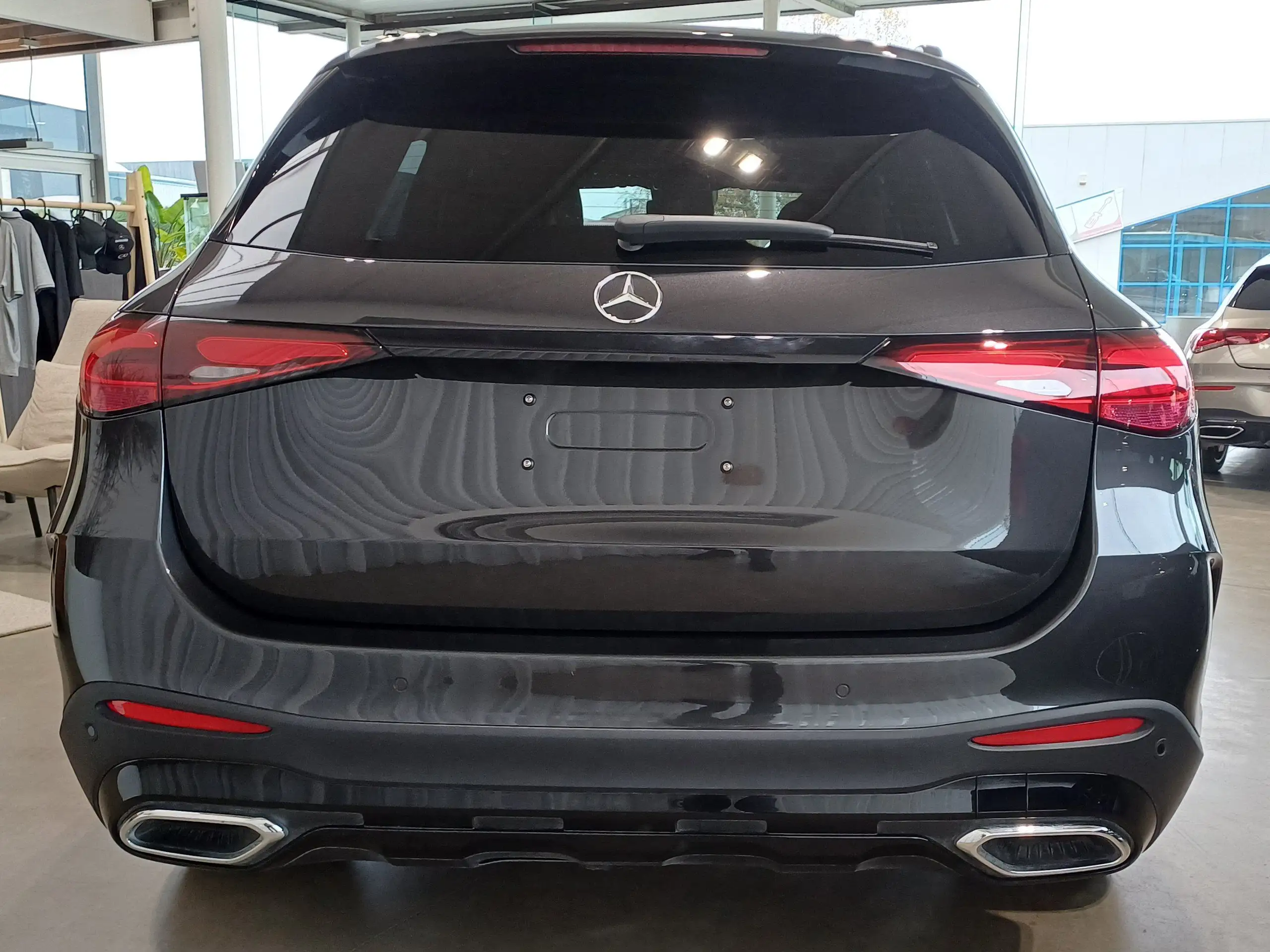 Mercedes-Benz - GLC 200