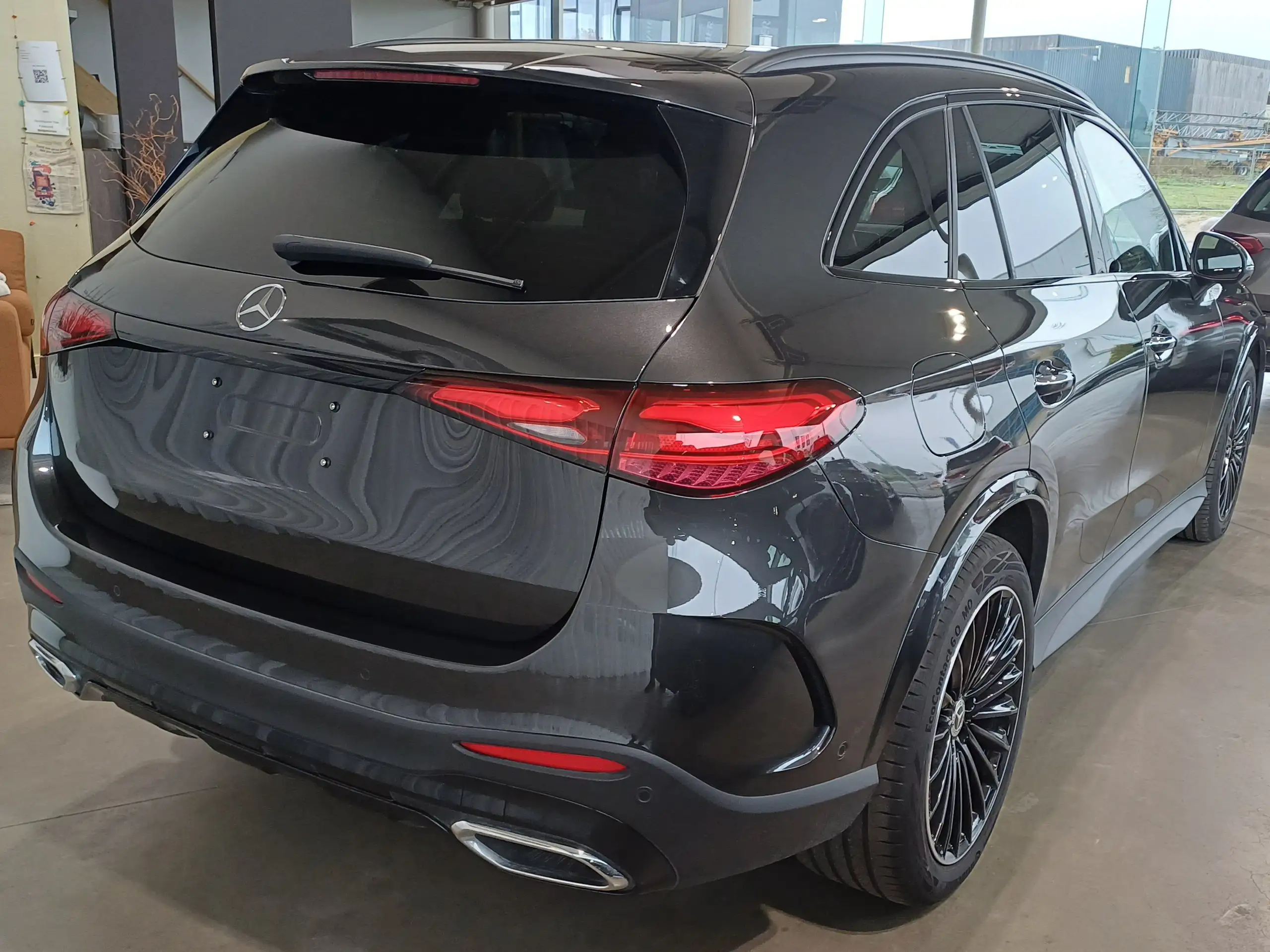 Mercedes-Benz - GLC 200