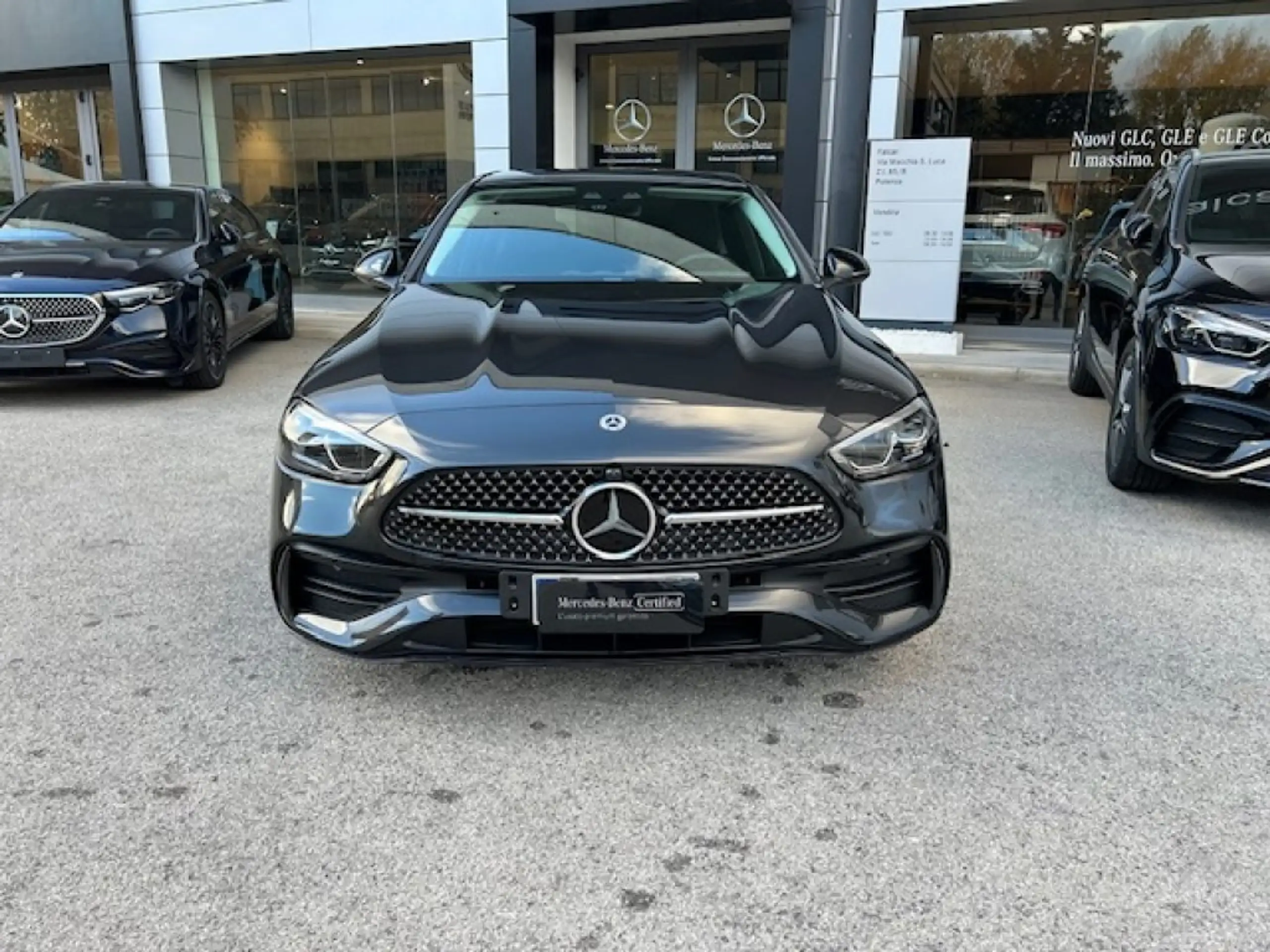 Mercedes-Benz - C 220