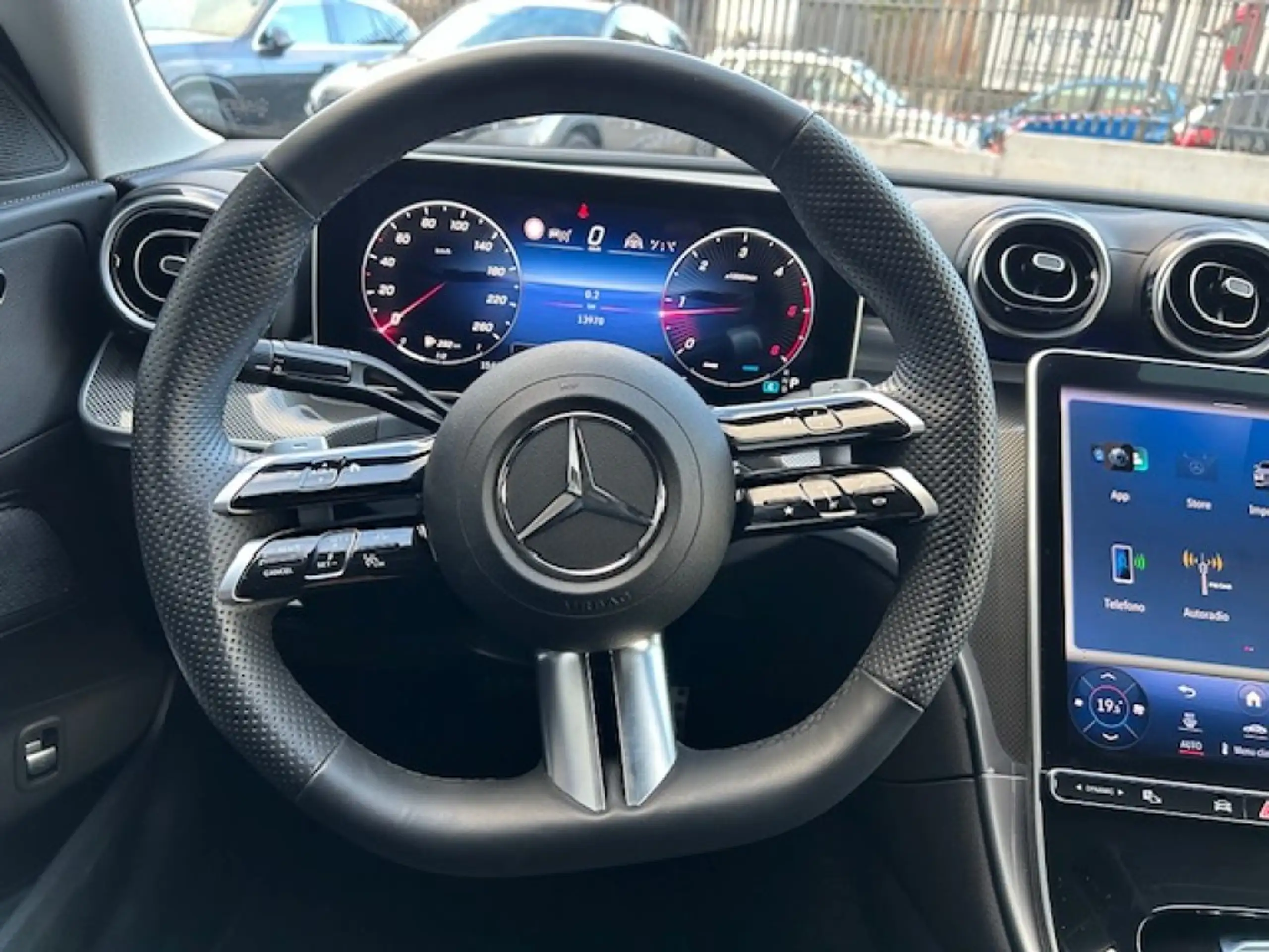 Mercedes-Benz - C 220