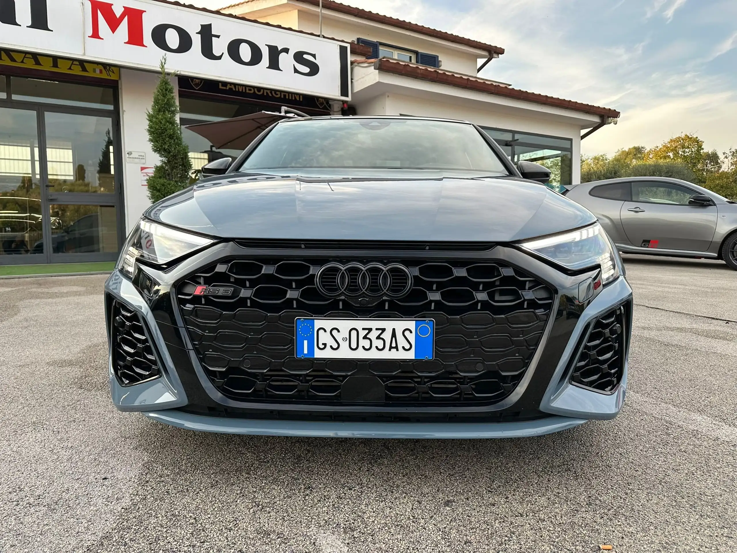 Audi - RS3