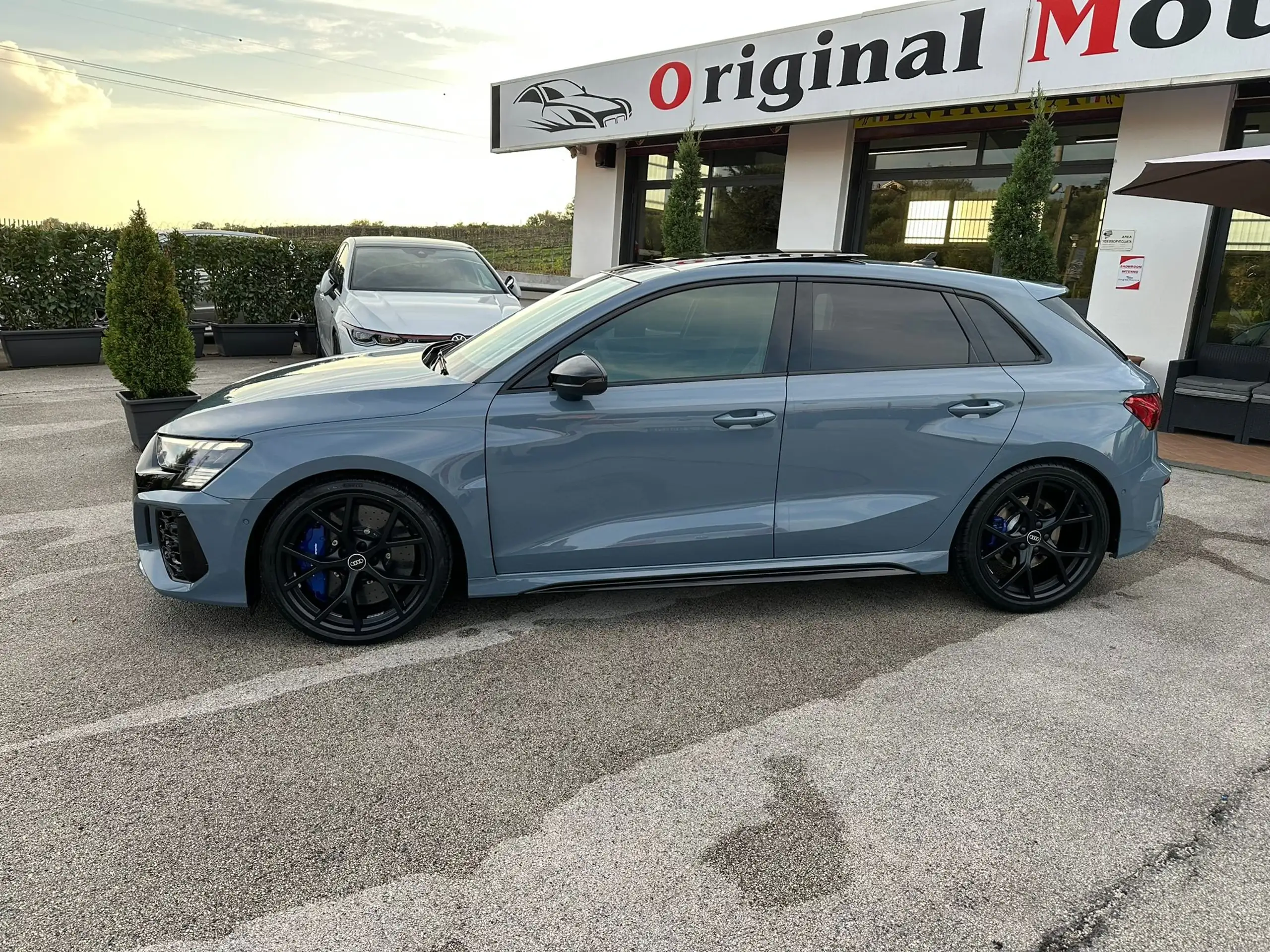 Audi - RS3