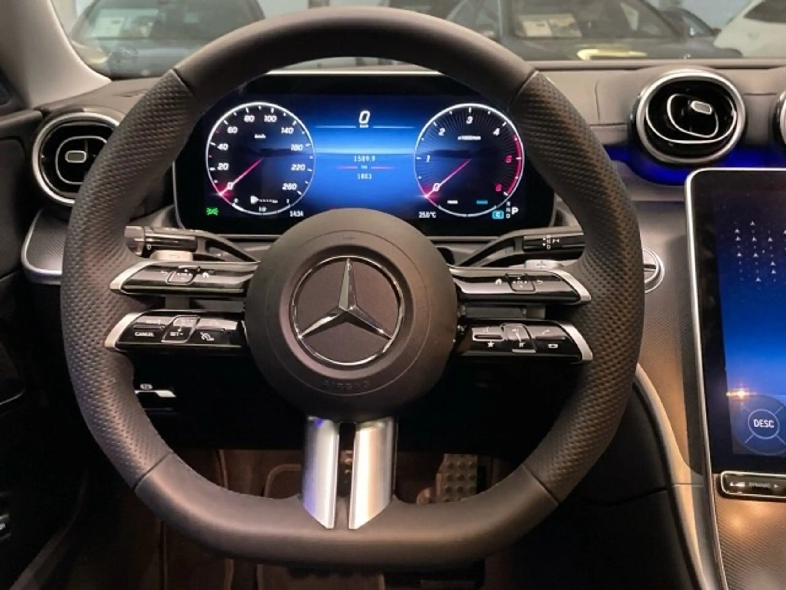 Mercedes-Benz - C 220