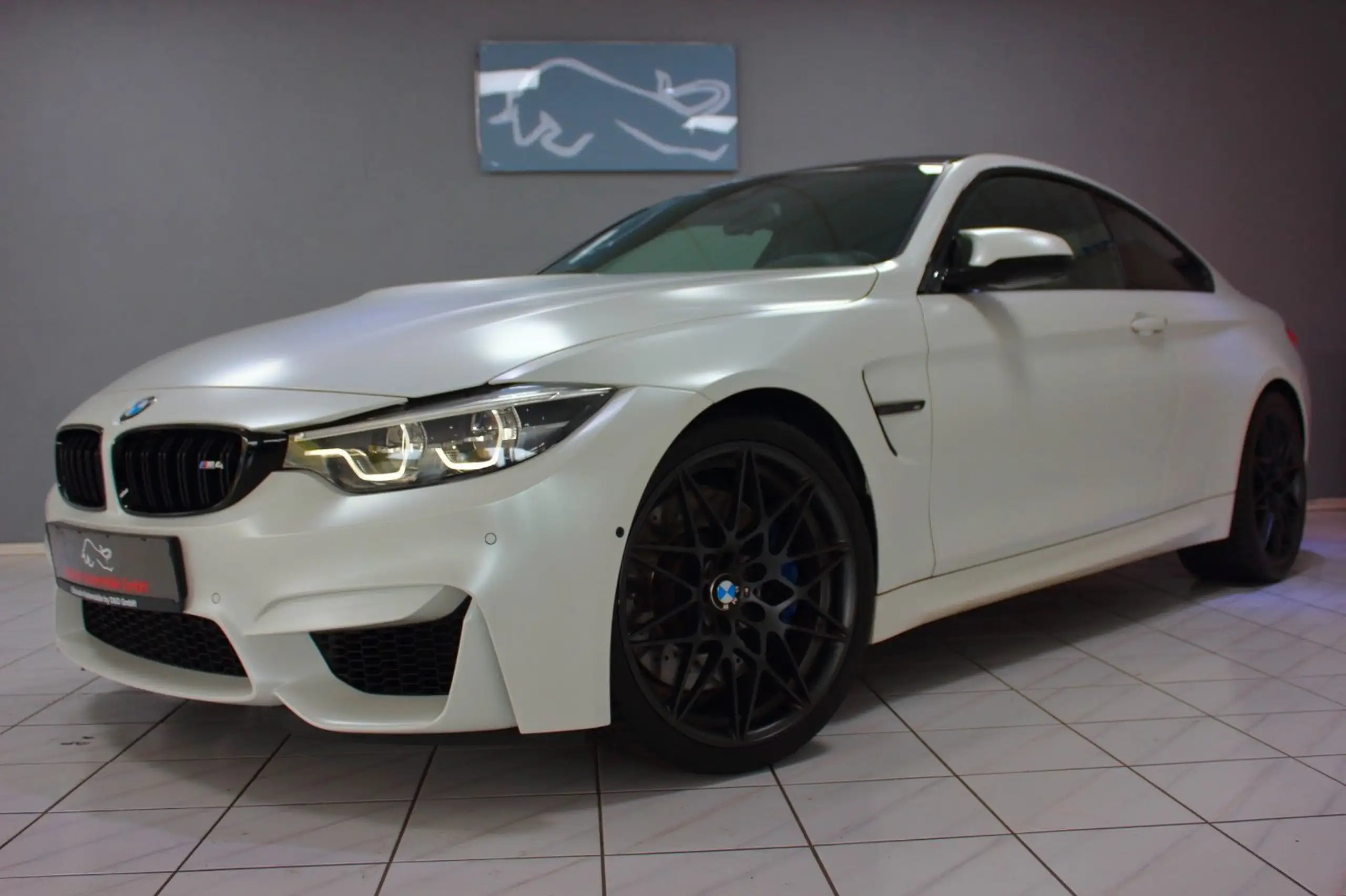 BMW M4 2019