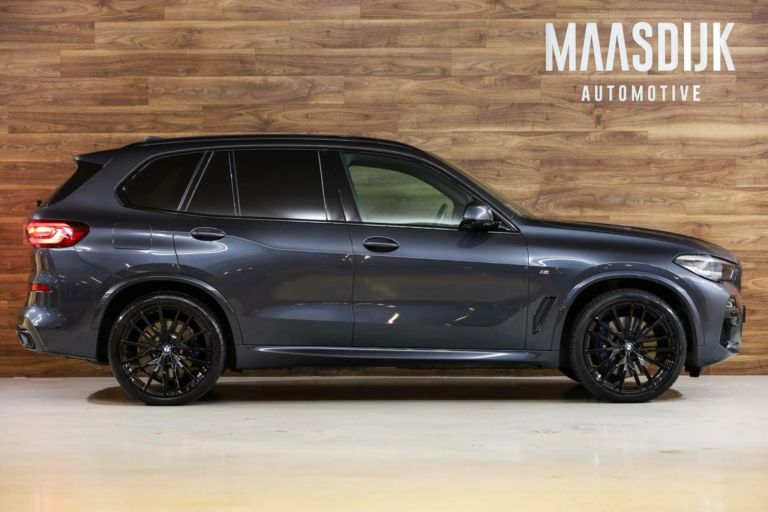 BMW - X5