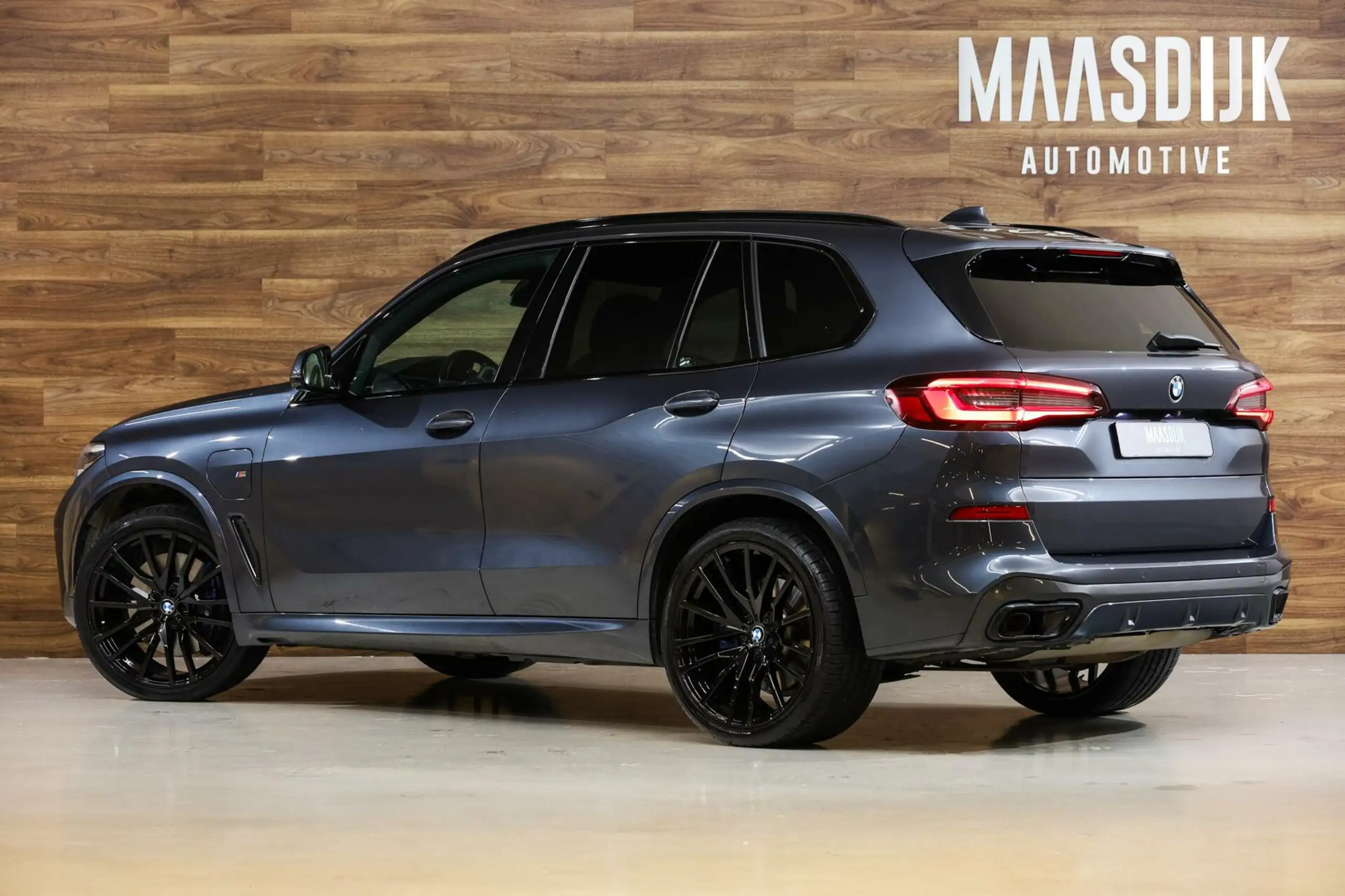 BMW - X5