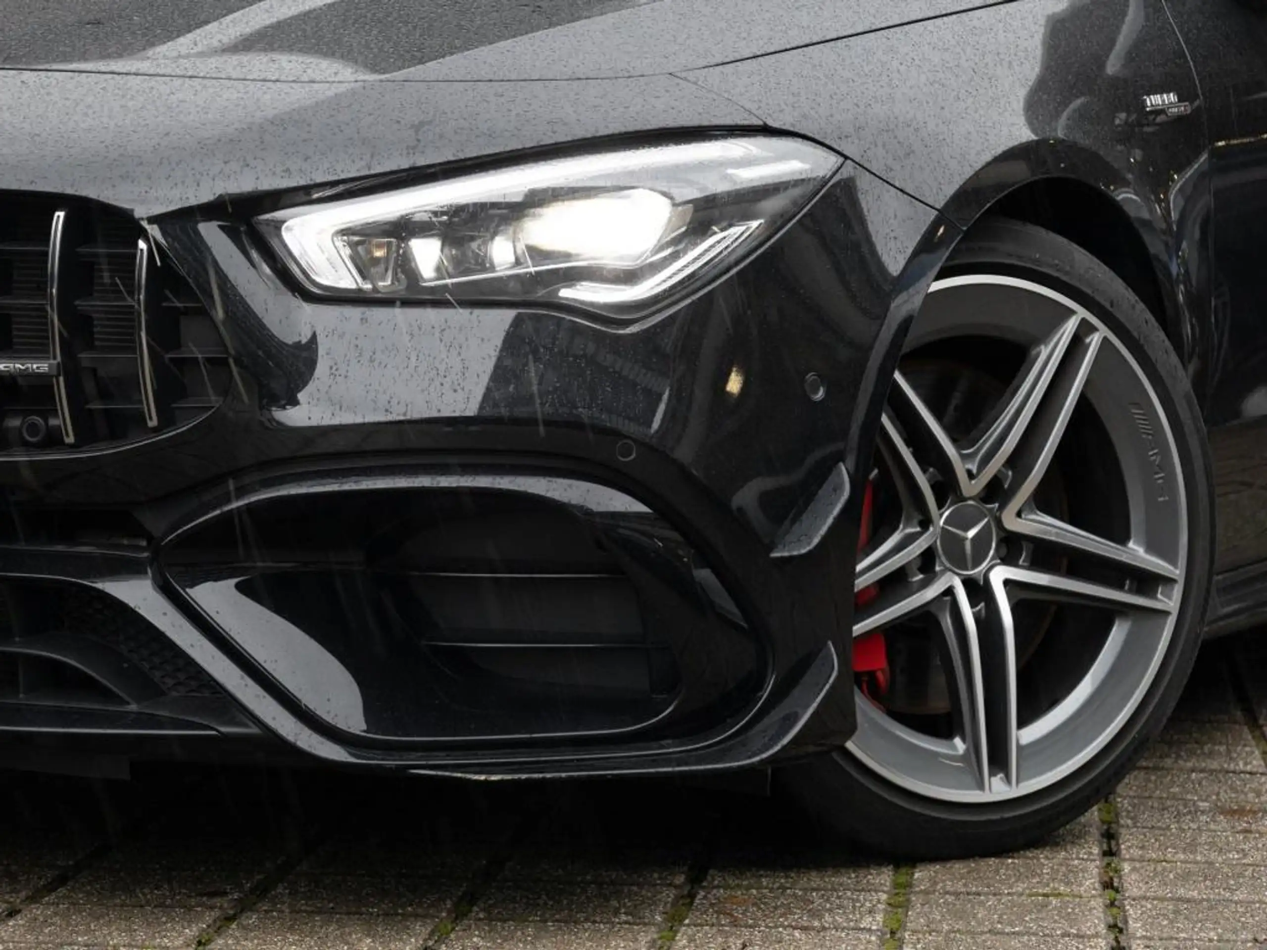 Mercedes-Benz - CLA 45 AMG