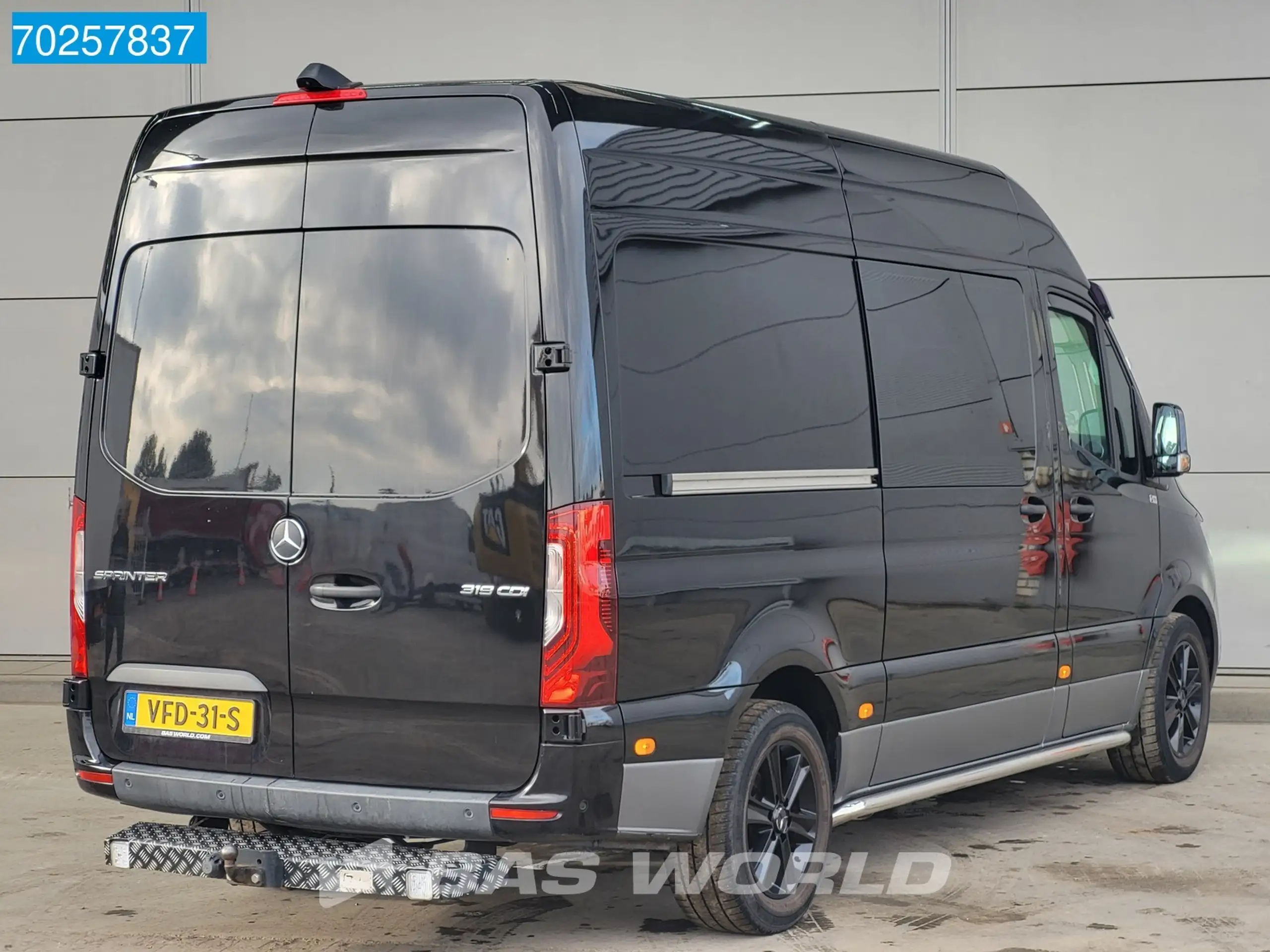 Mercedes-Benz - Sprinter