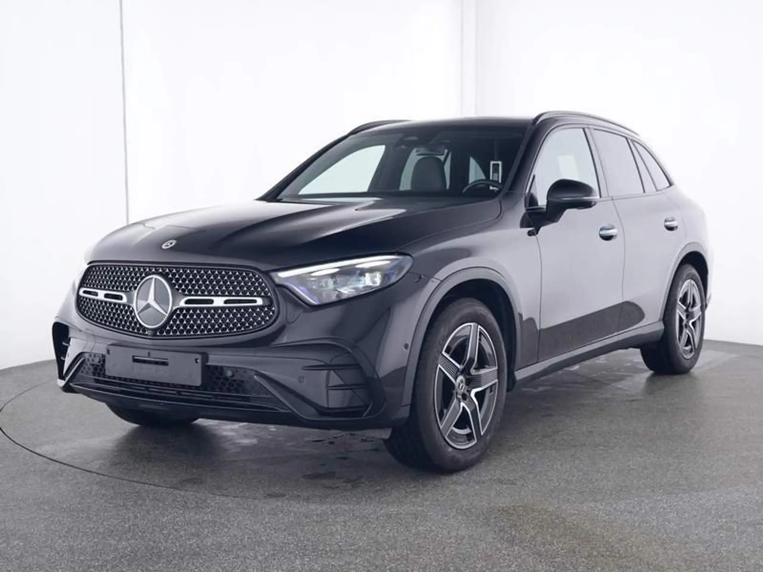 Mercedes-Benz - GLC 200