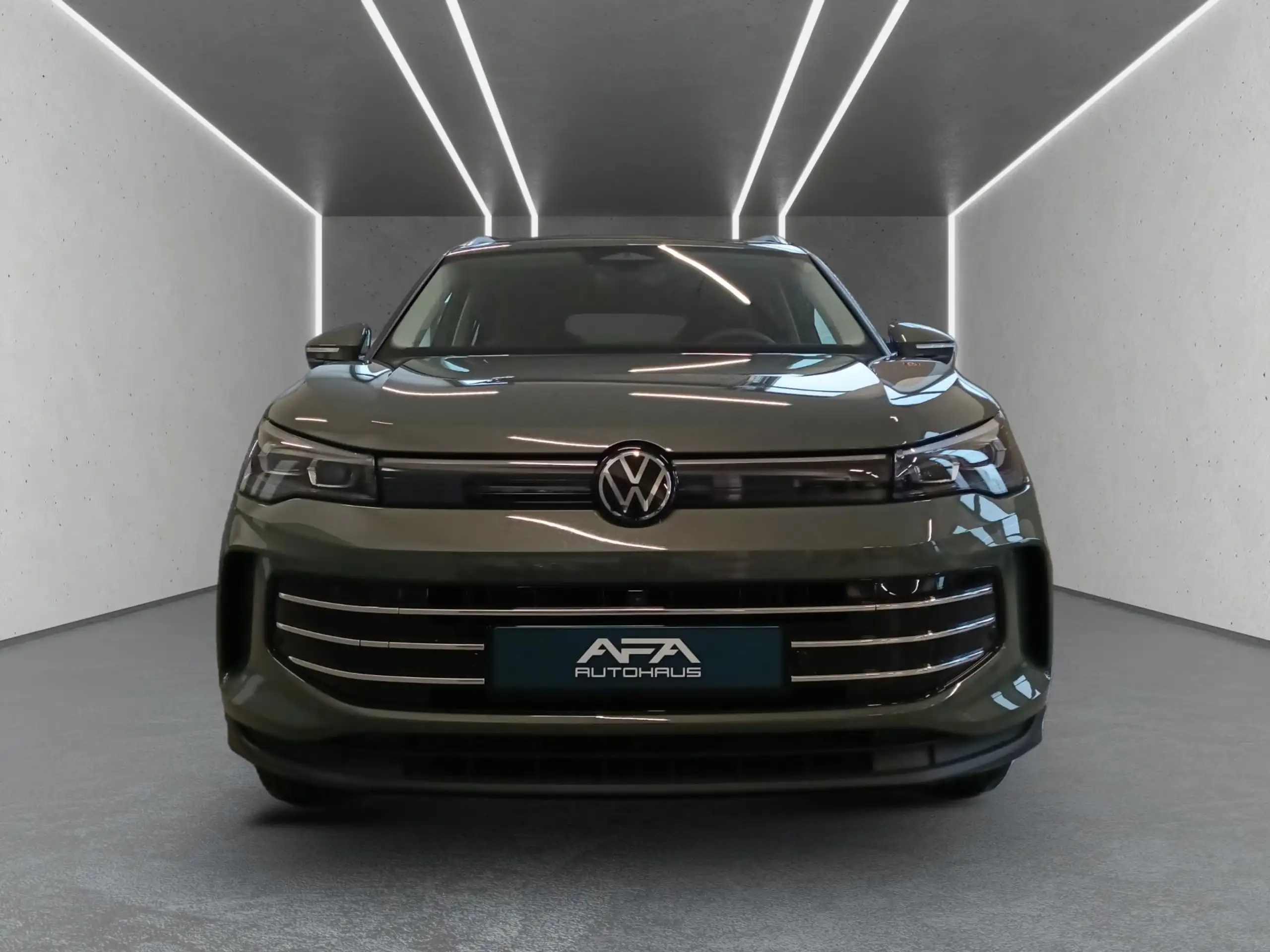 Volkswagen - Tiguan